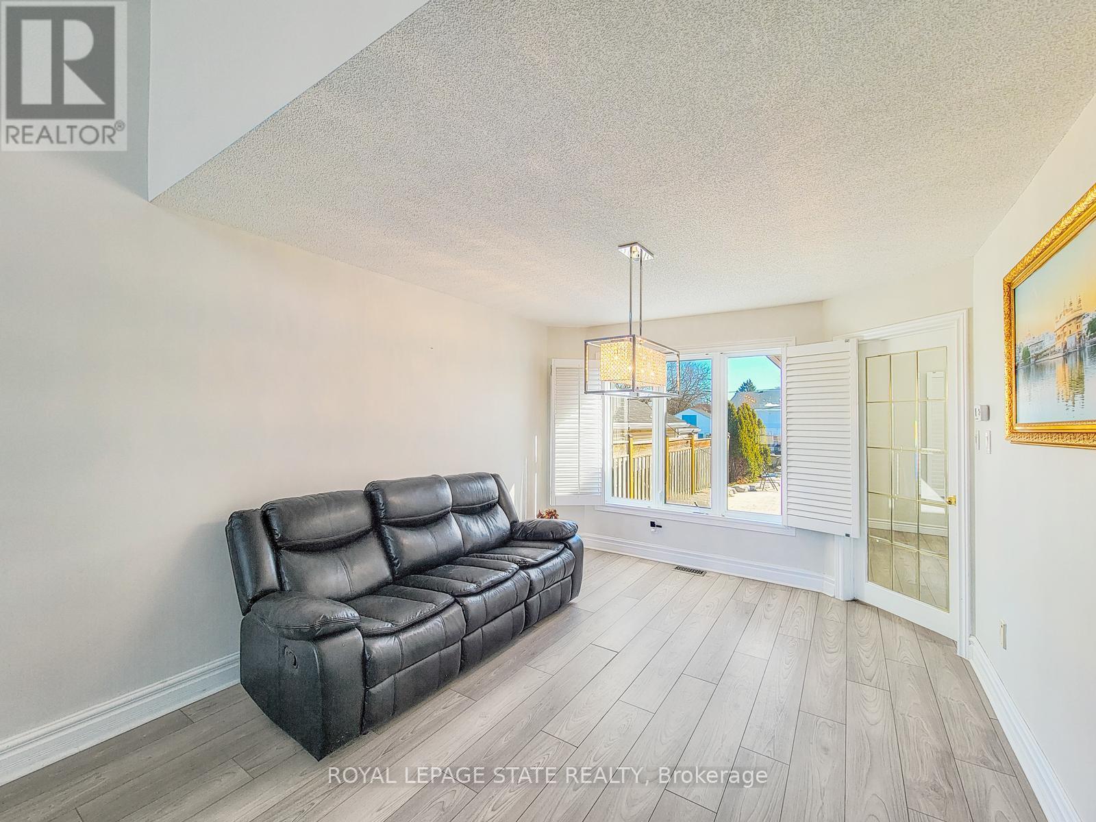 86 Margaret Avenue, Hamilton, Ontario  L8G 3G5 - Photo 6 - X12841224