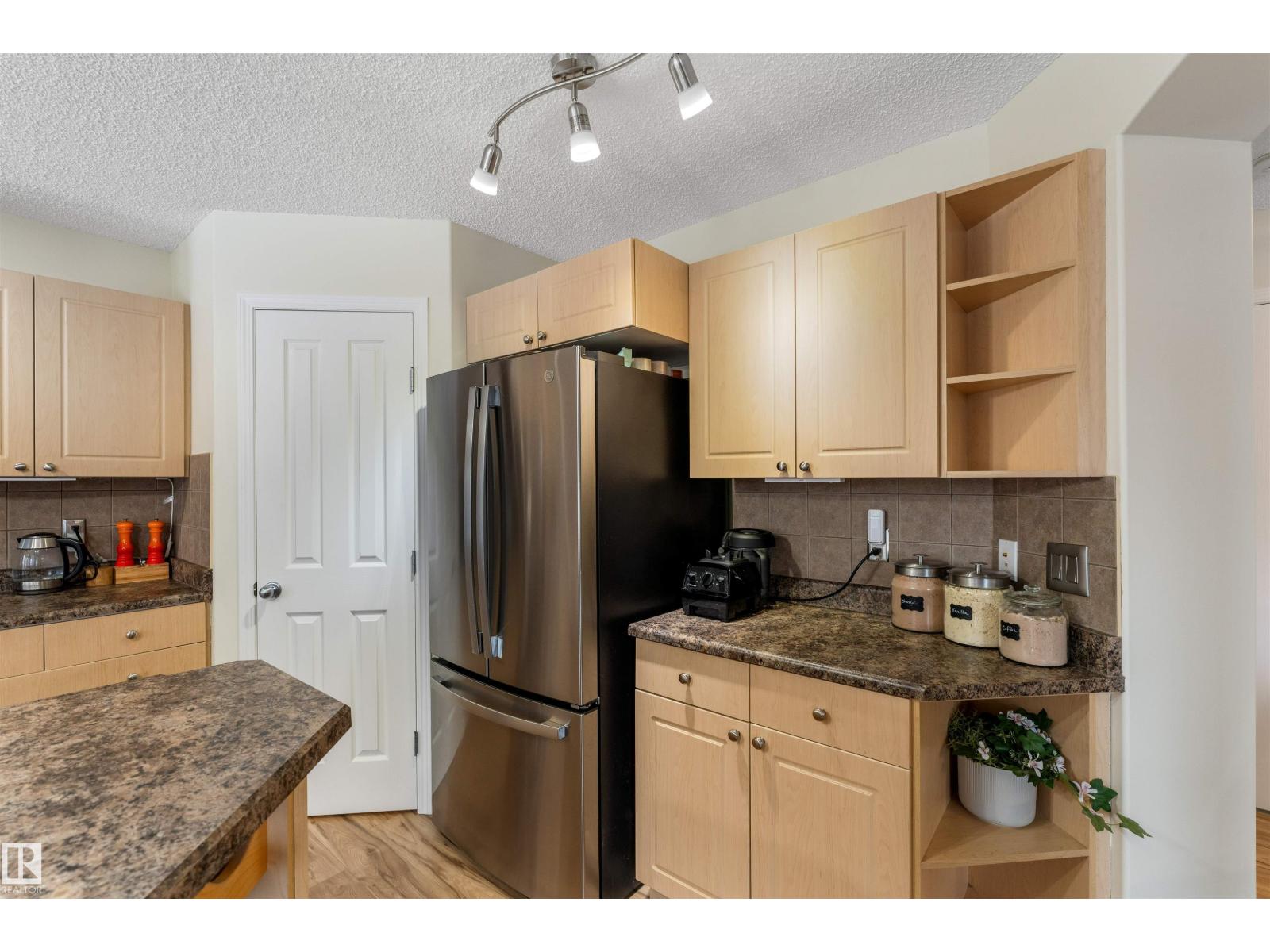 7422 Singer Ld Nw, Edmonton, Alberta  T6R 3S2 - Photo 11 - E4475682