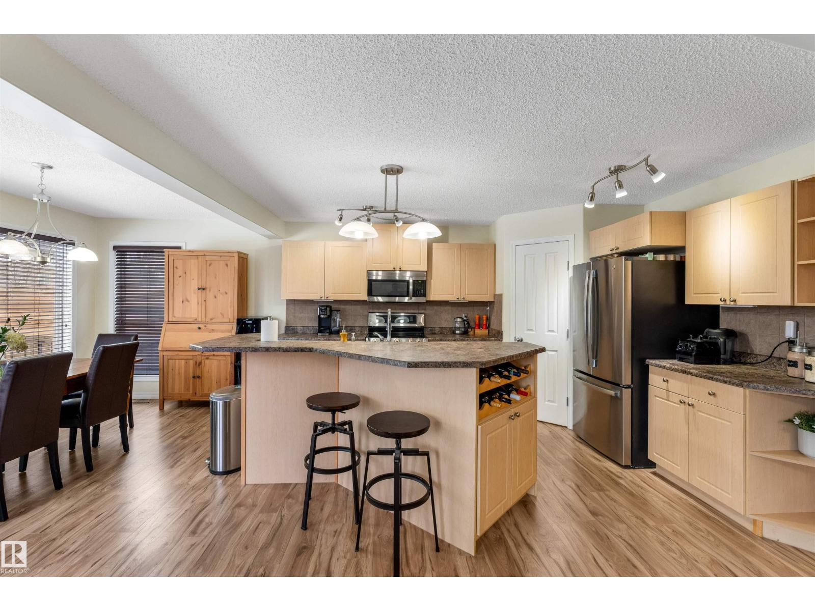 7422 Singer Ld Nw, Edmonton, Alberta  T6R 3S2 - Photo 9 - E4475682