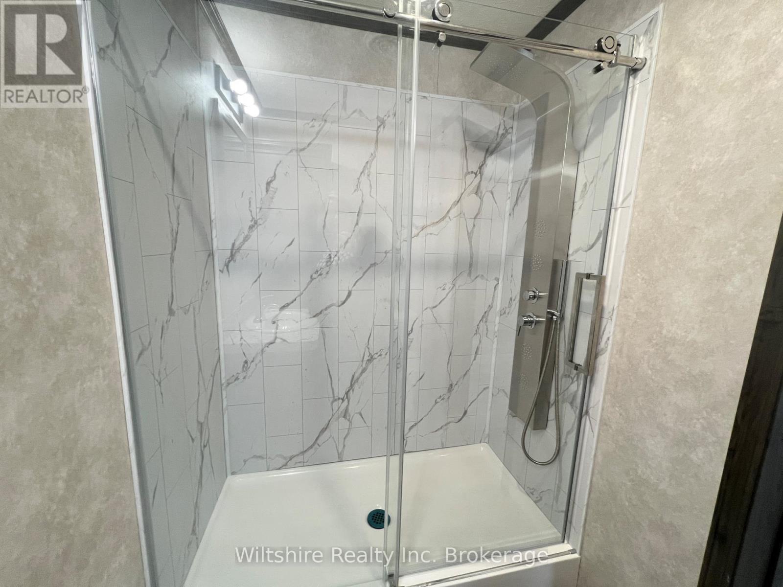 9 - 11981 Plank Rd (Tillsonburg) Road, Bayham, Ontario  N4G 4G9 - Photo 13 - X12677852