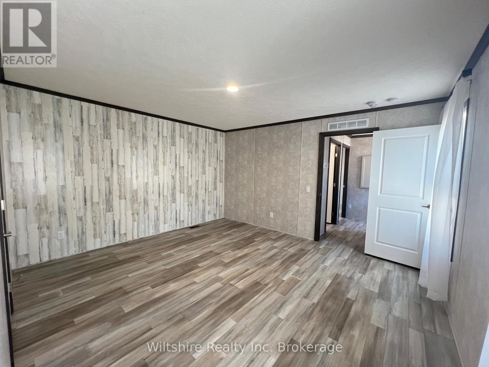 9 - 11981 Plank Rd (Tillsonburg) Road, Bayham, Ontario  N4G 4G9 - Photo 10 - X12677852