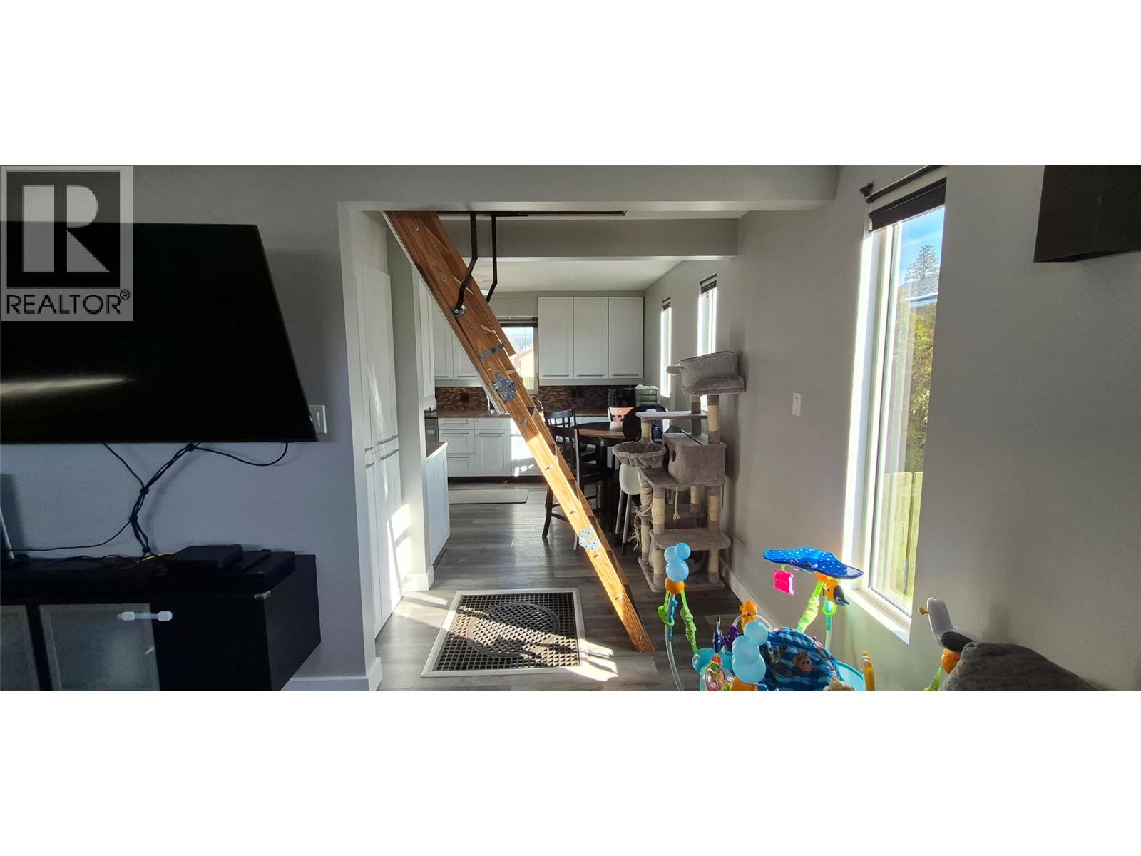 206 6th Avenue S, Cranbrook, British Columbia  V1C 2H6 - Photo 21 - 10377834