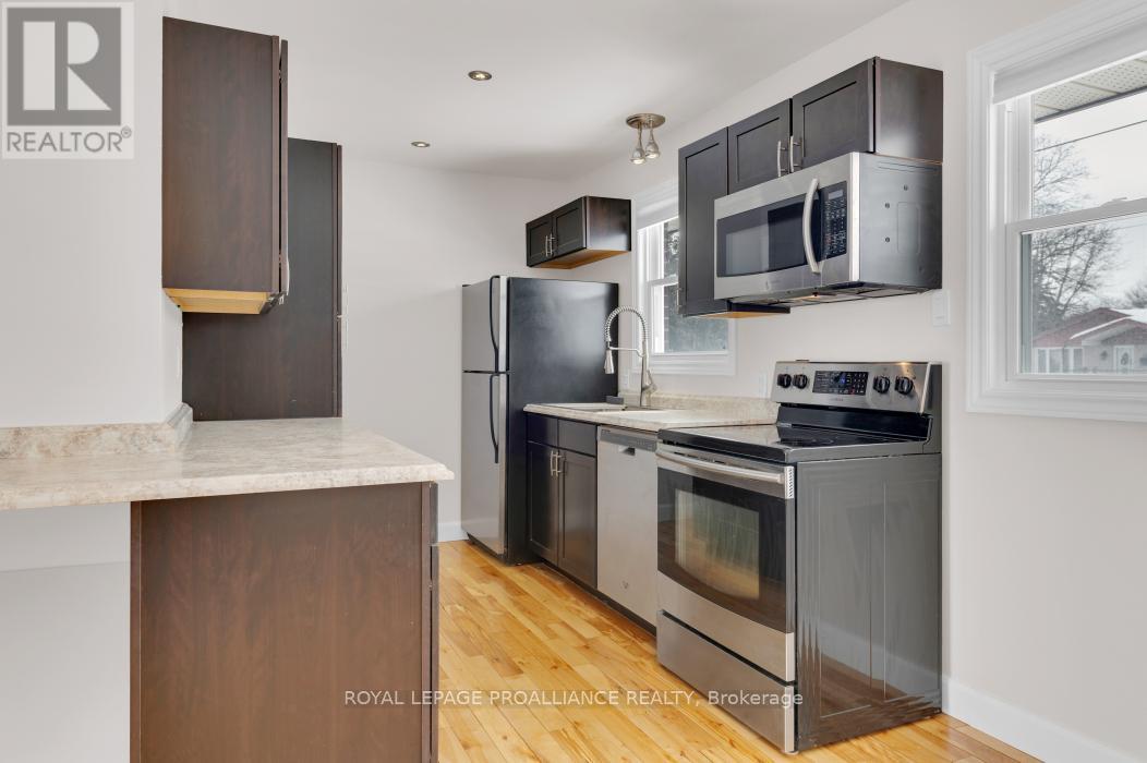 169 Wright Avenue, Belleville, Ontario  K8P 4E7 - Photo 7 - X12838612