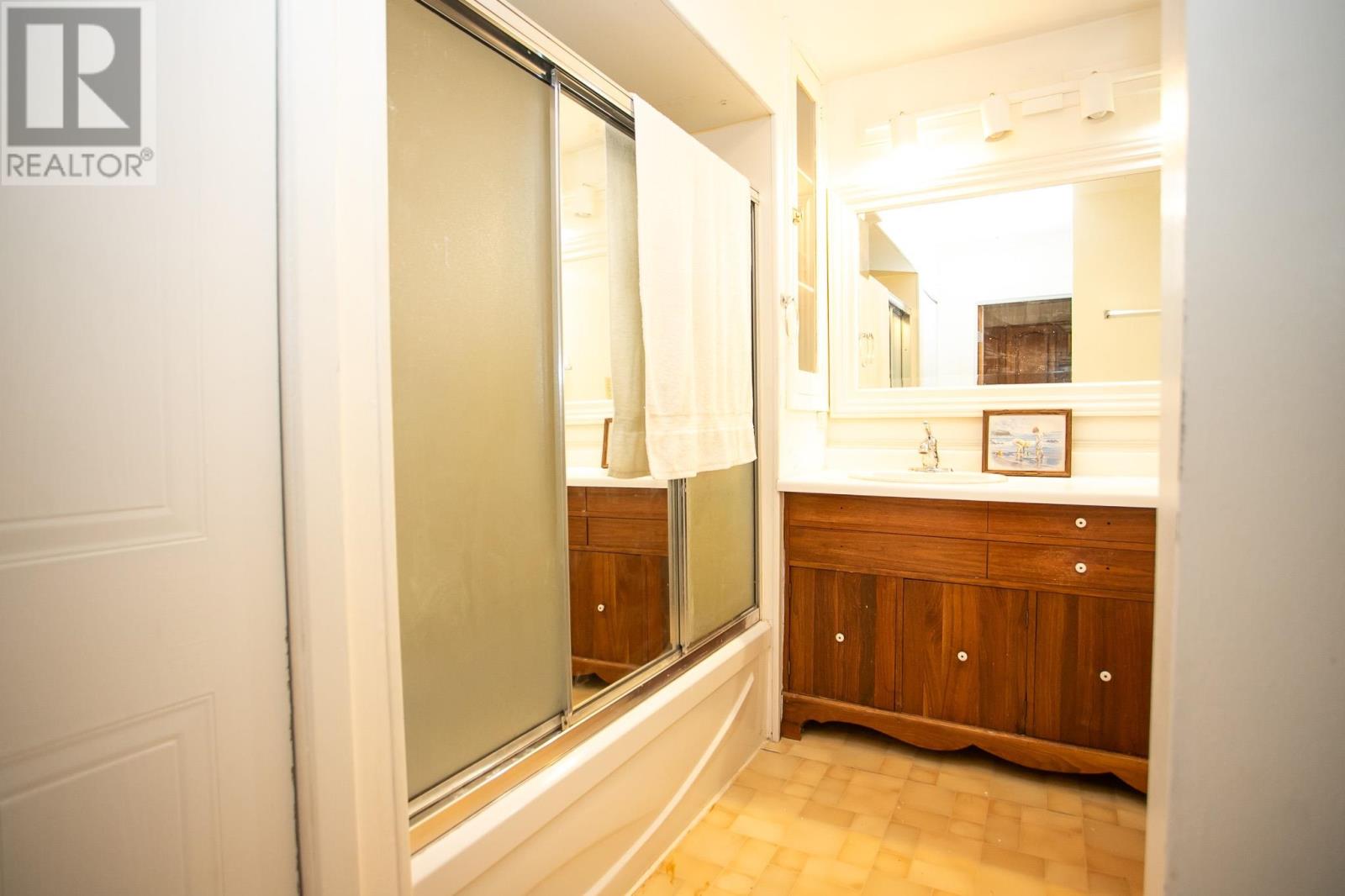 346 Bruce St, Sault Ste. Marie, Ontario  P6B 1P7 - Photo 14 - SM260352