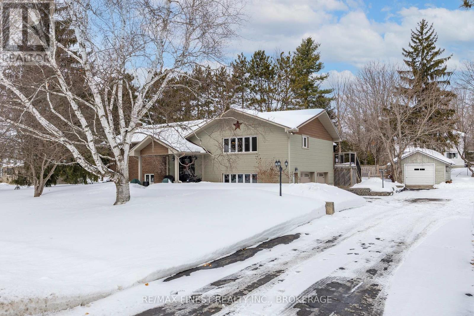 2518 Rideau Ferry Road, Drummond/north Elmsley, Ontario K7H 3C7 - Photo 2 - X12841316