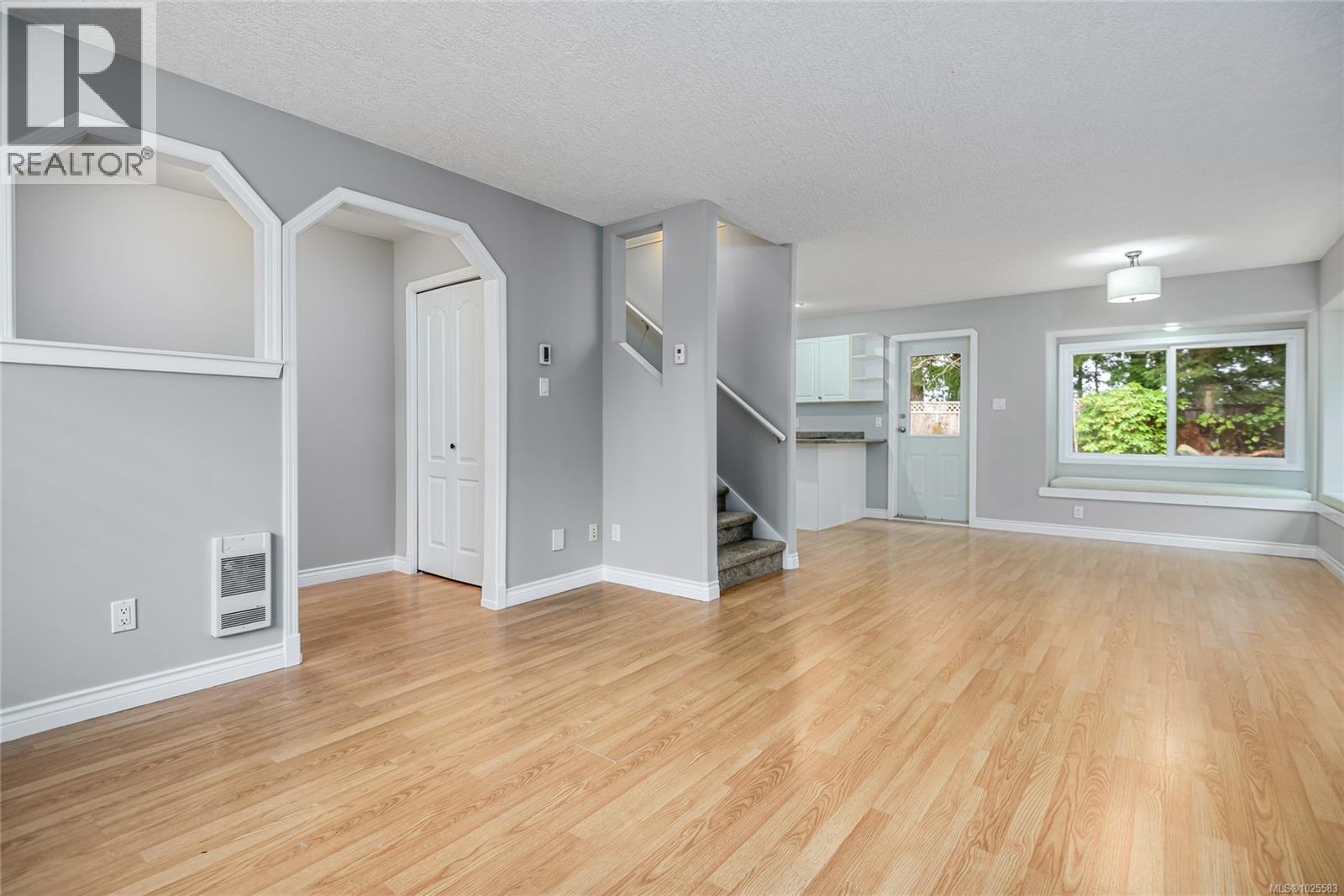 2260 Tamarack Dr, Courtenay, British Columbia  V9N 9C1 - Photo 7 - 1025583