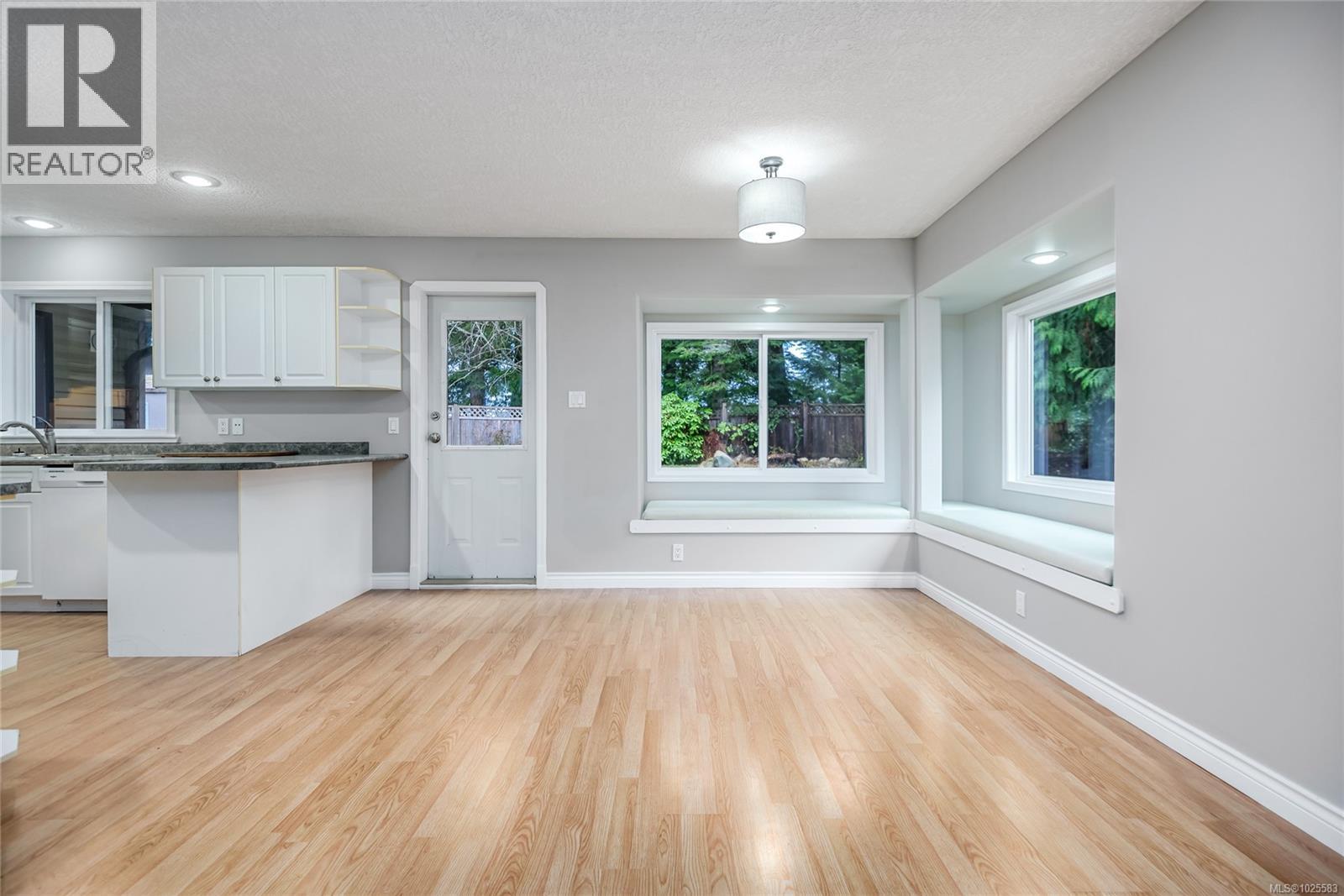 2260 Tamarack Dr, Courtenay, British Columbia  V9N 9C1 - Photo 17 - 1025583