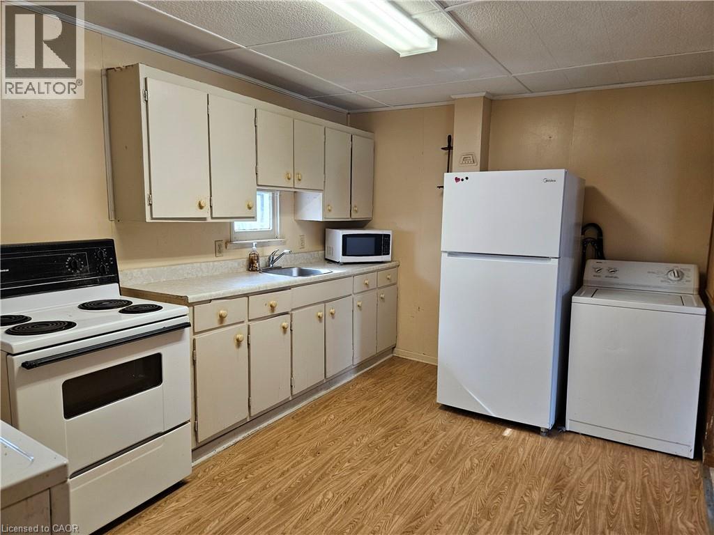 27 Hunter Street, Dundas, Ontario  L9H 1E5 - Photo 7 - 40807717