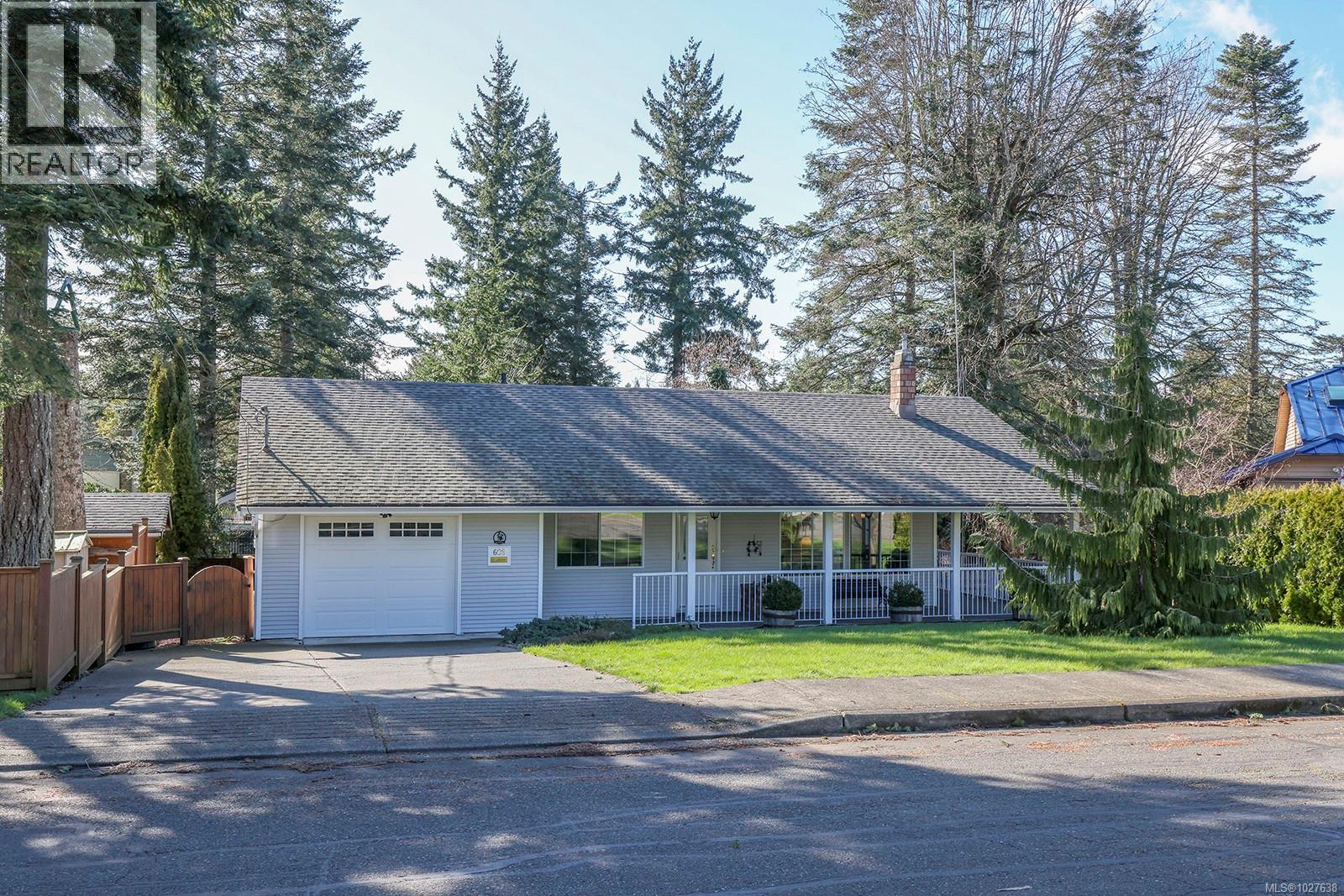 609 Totem Cres, Comox, British Columbia  V9M 3J8 - Photo 27 - 1027638