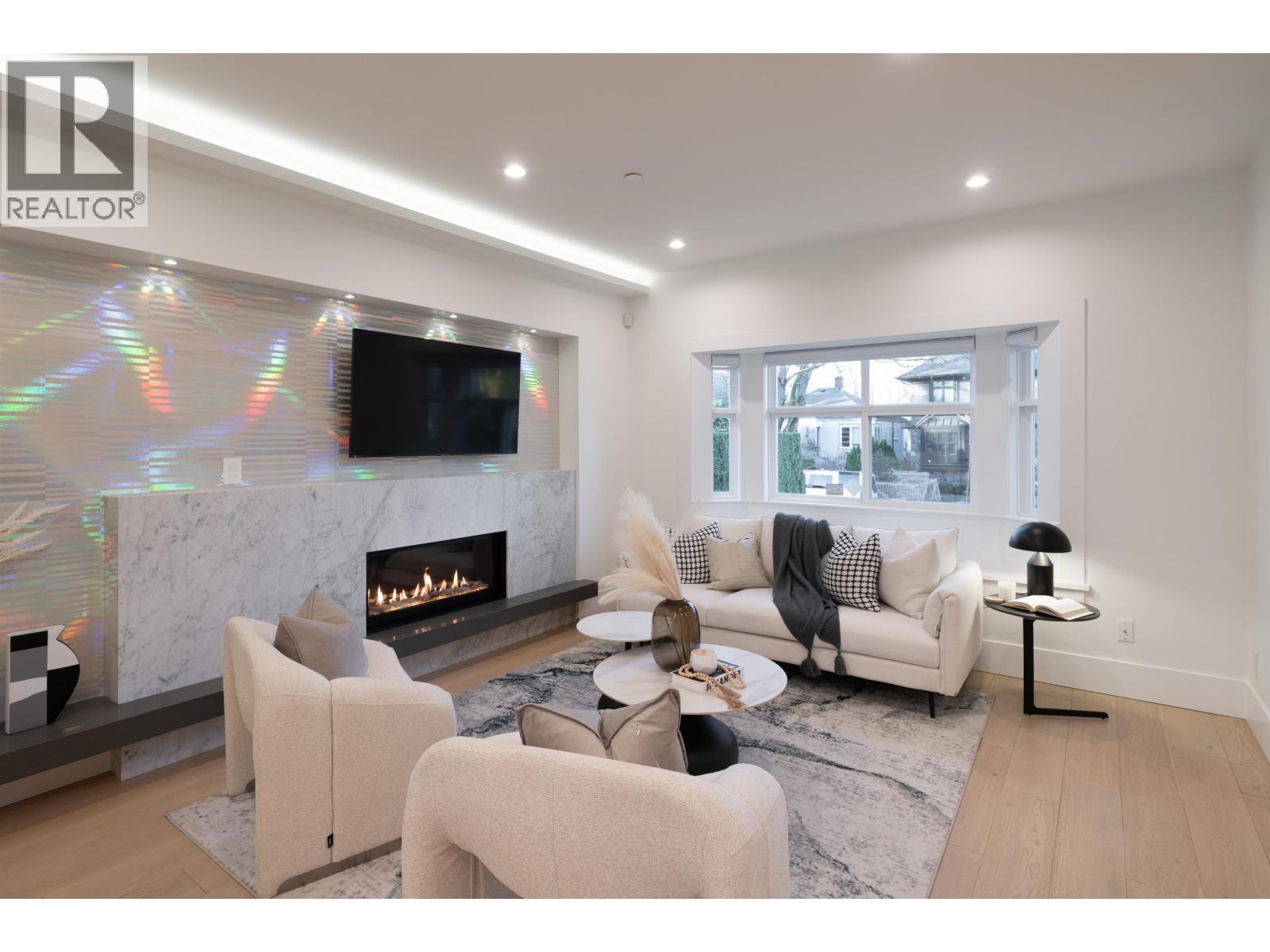 4068 W 15th Avenue, Vancouver, British Columbia  V6R 3A3 - Photo 2 - R3095089