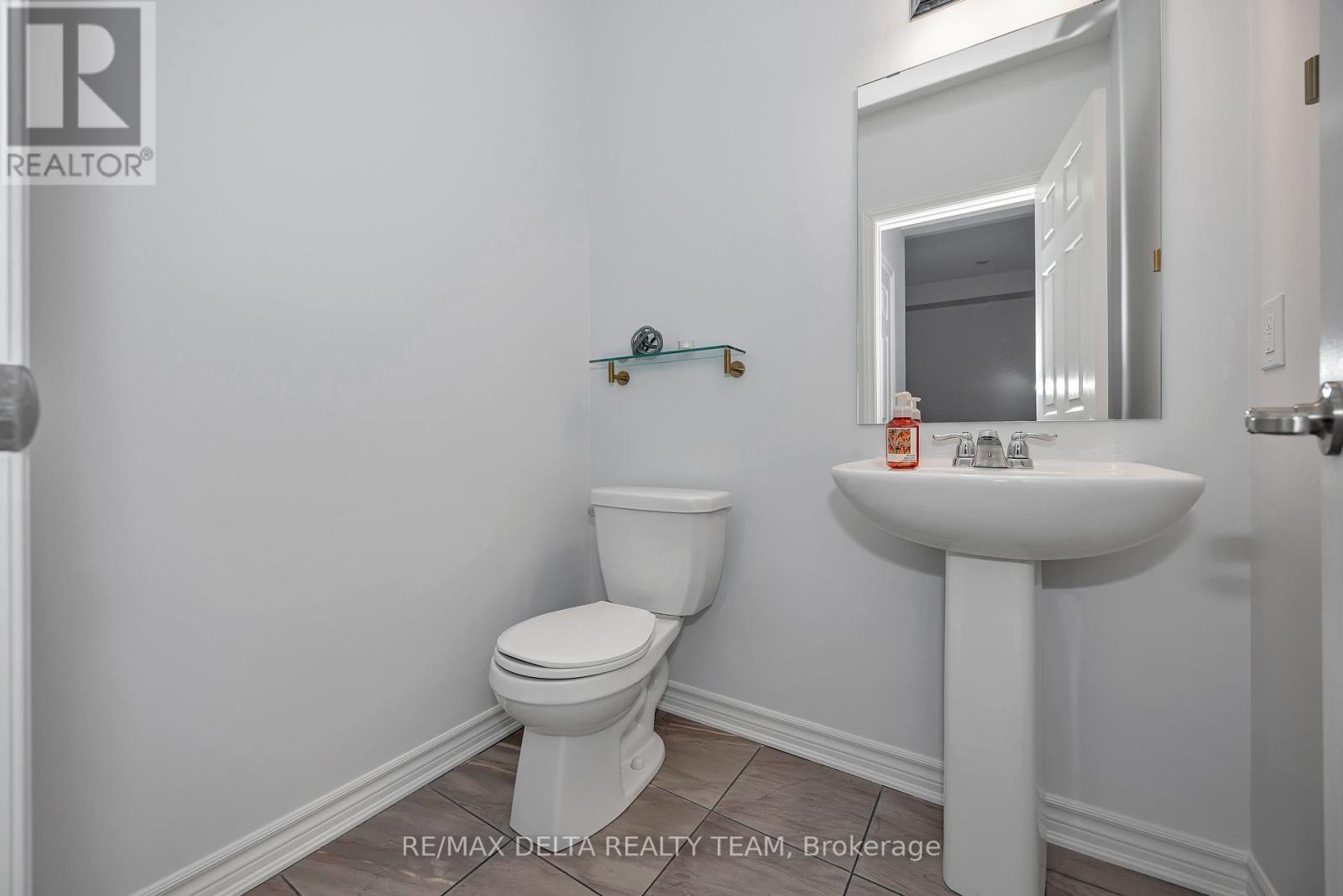 255 Willow Aster Circle, Ottawa, Ontario  K4A 1C7 - Photo 17 - X12841290