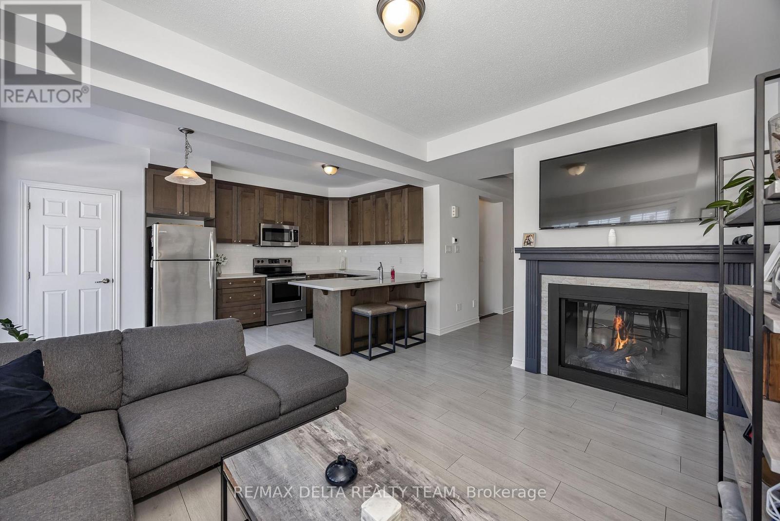 255 Willow Aster Circle, Ottawa, Ontario  K4A 1C7 - Photo 9 - X12841290