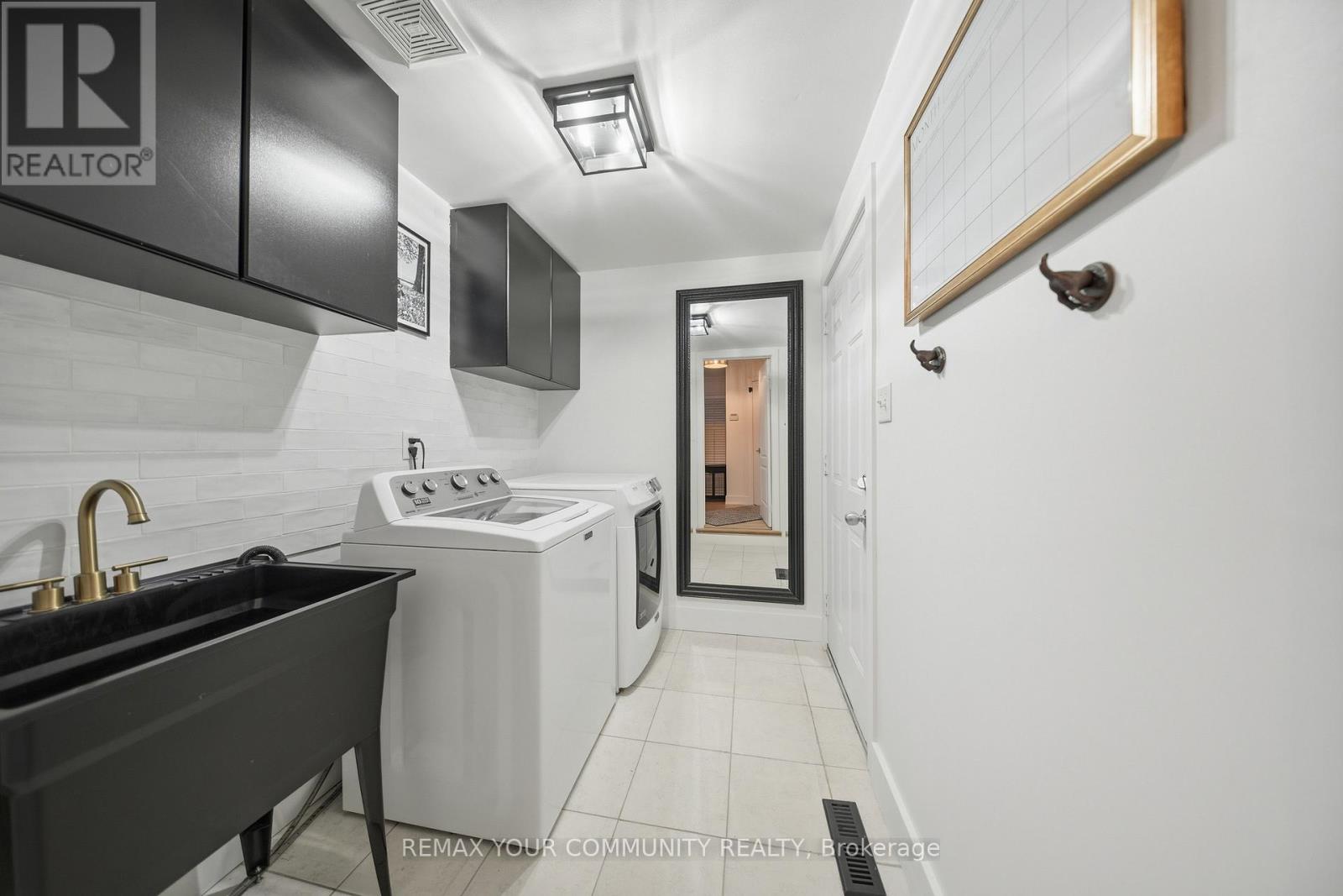 34 Kalmar Crescent, Richmond Hill, Ontario  L4E 3Z3 - Photo 16 - N12790358