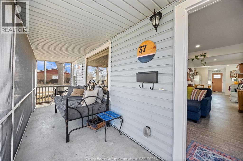 37 Richardson Avenue, Tilbury, Ontario N0P 2L0 - Photo 5 - 26004480