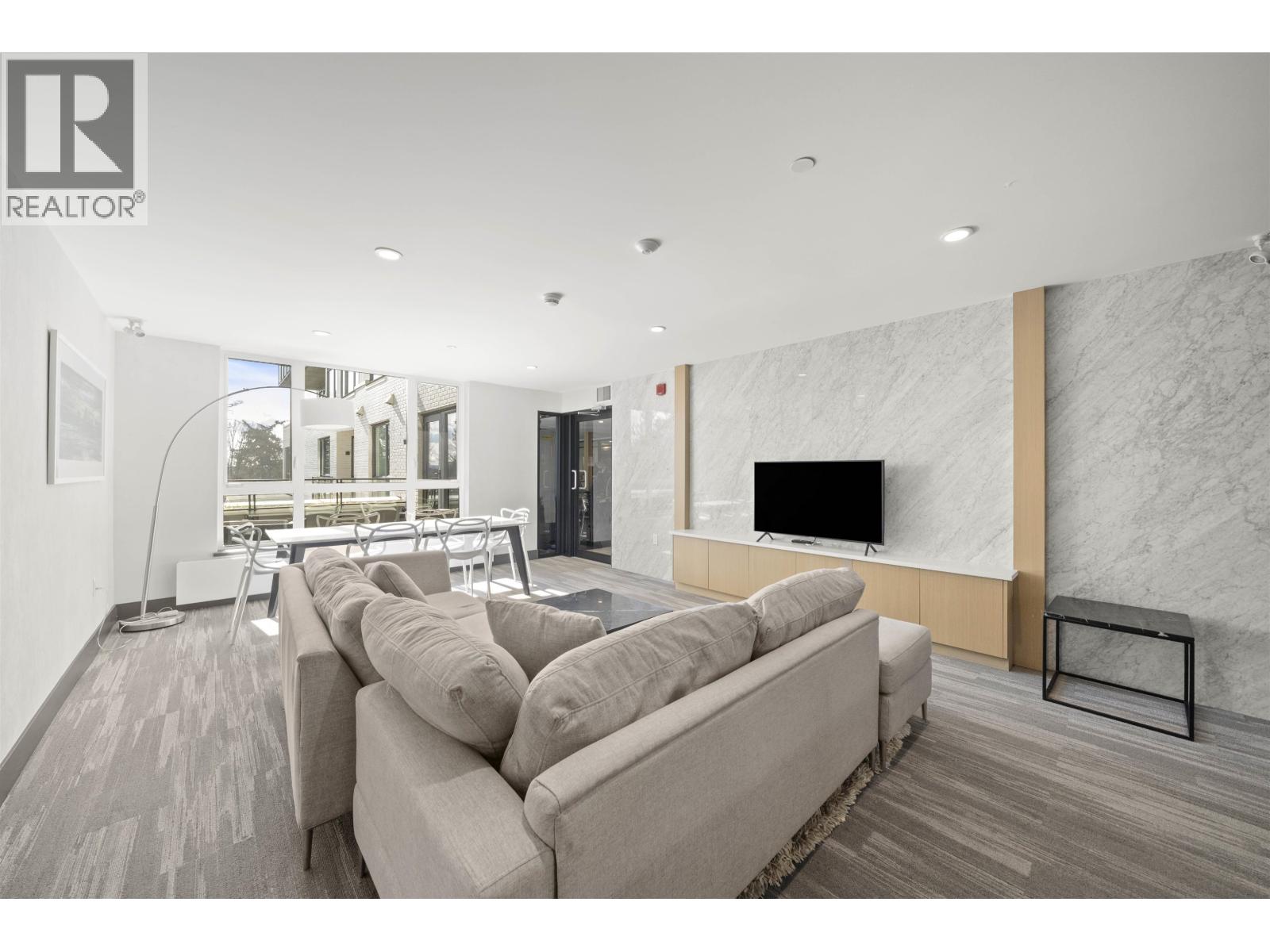 116 747 E 3rd Street, North Vancouver, British Columbia  V7L 1G8 - Photo 37 - R3095537