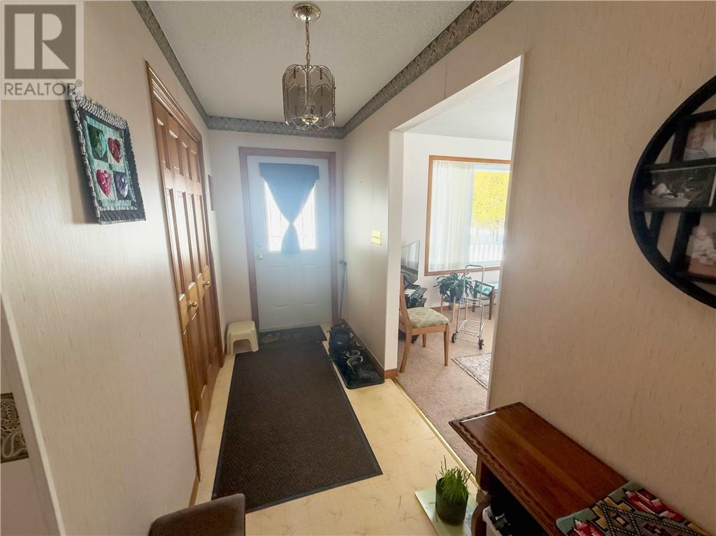 28 Doc Strain Drive, Gore Bay, Ontario  P0P 1H0 - Photo 10 - 2126559