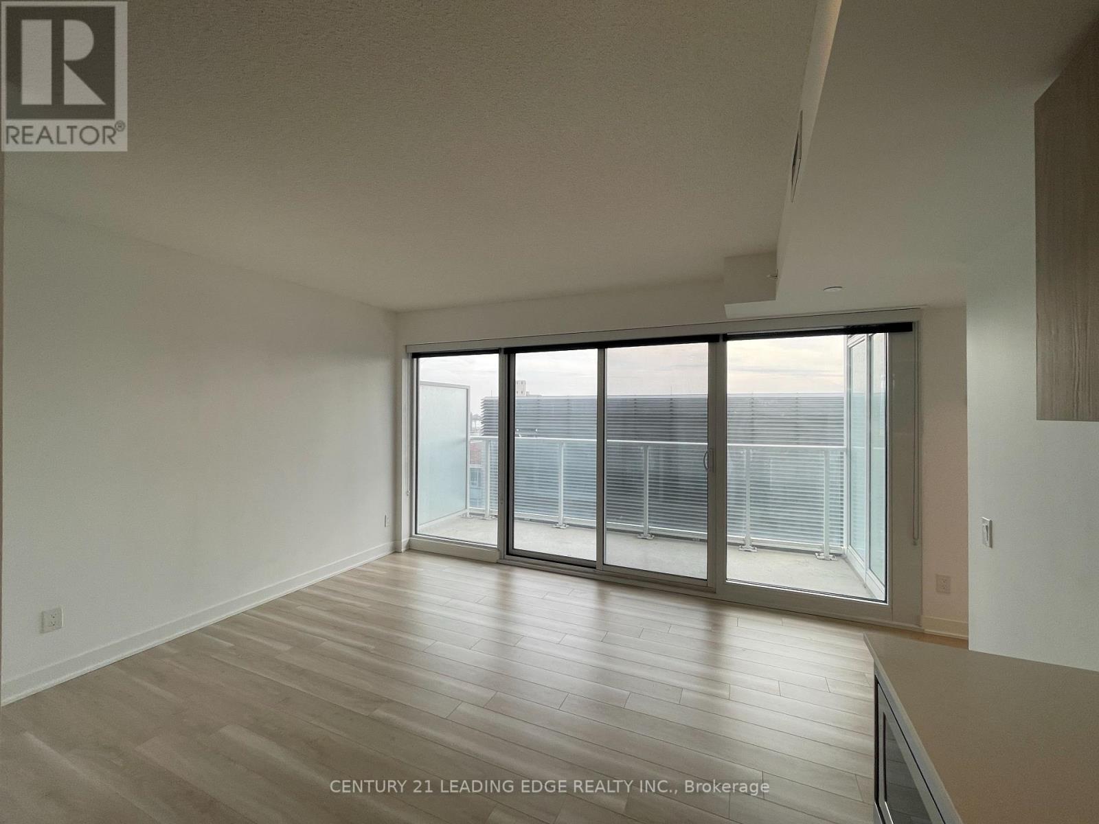 1502 - 17 Bathurst Street, Toronto, Ontario  M5V 1A5 - Photo 2 - C12841266