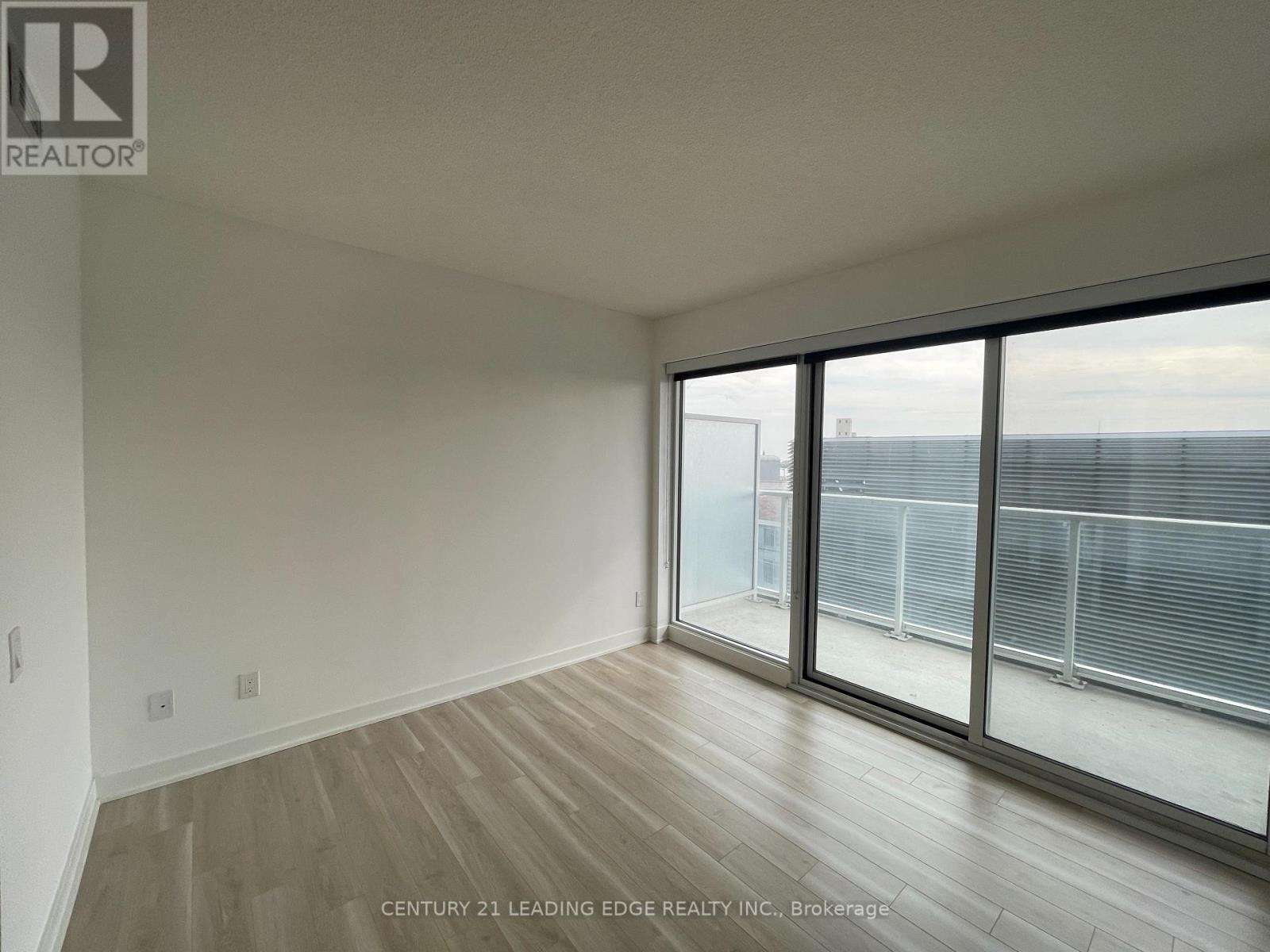 1502 - 17 Bathurst Street, Toronto, Ontario  M5V 1A5 - Photo 6 - C12841266