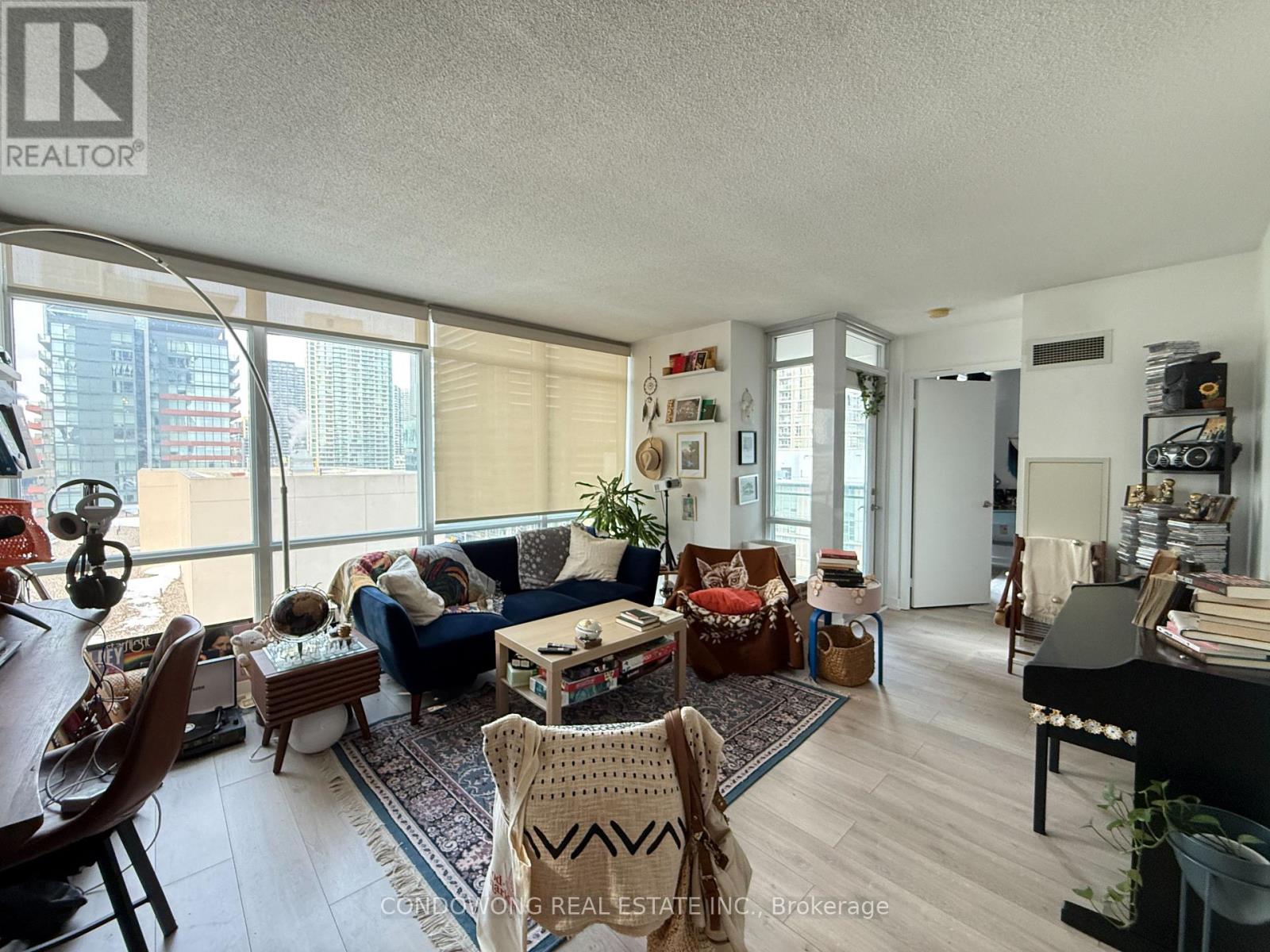 1206 - 11 BRUNEL COURT, Toronto, Ontario