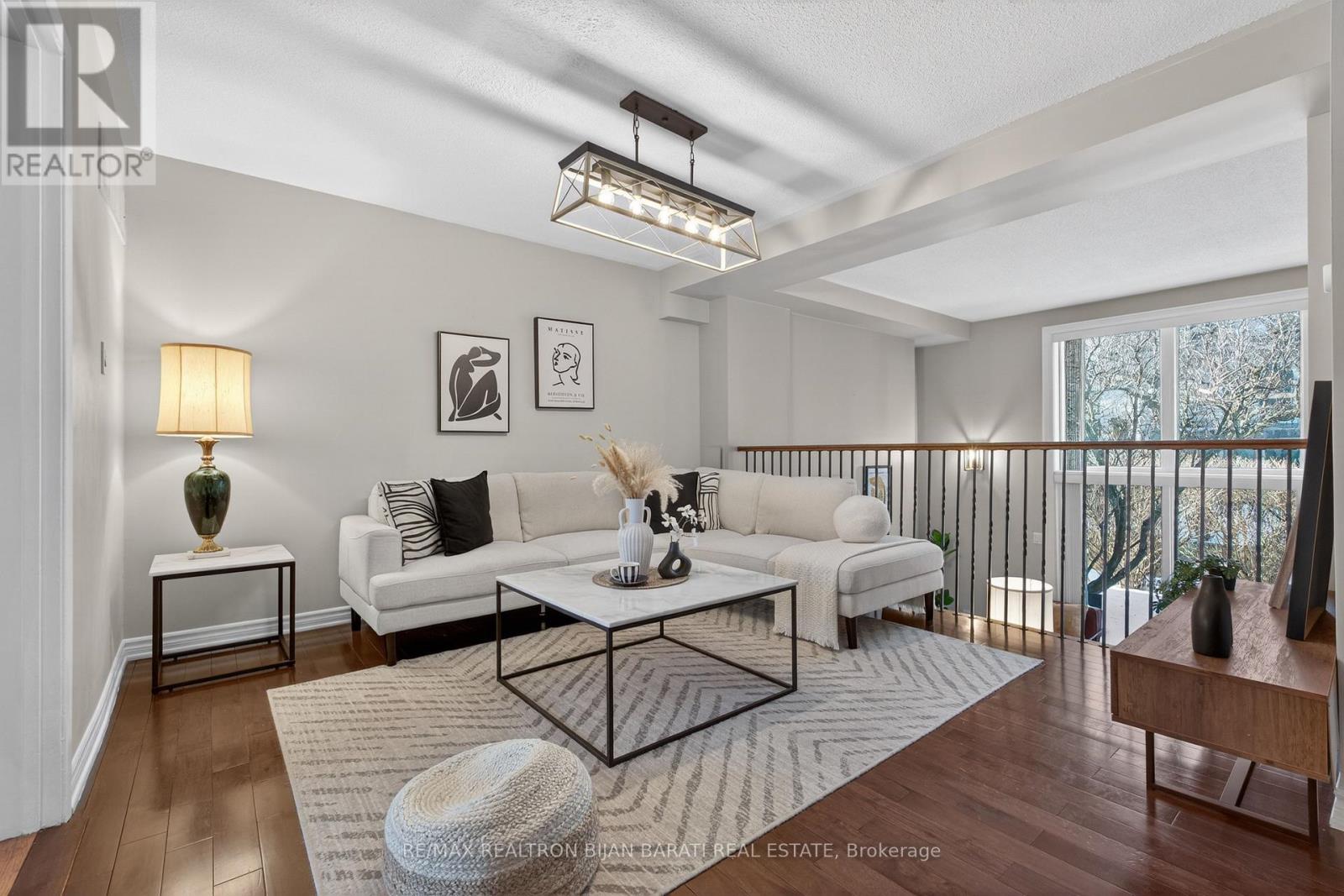 79 Scenic Mill Way, Toronto, Ontario  M2L 1S9 - Photo 10 - C12841310