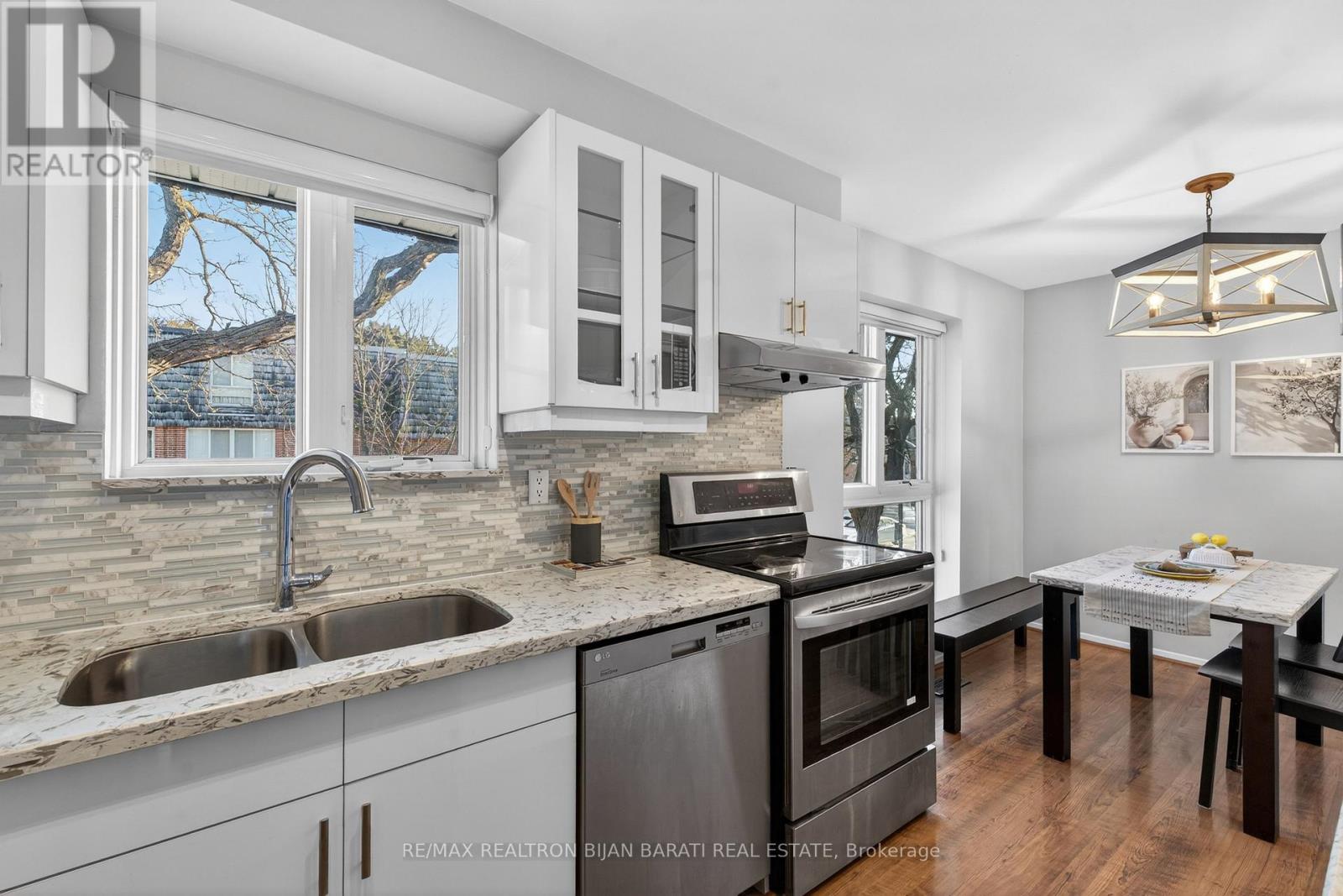 79 Scenic Mill Way, Toronto, Ontario  M2L 1S9 - Photo 17 - C12841310