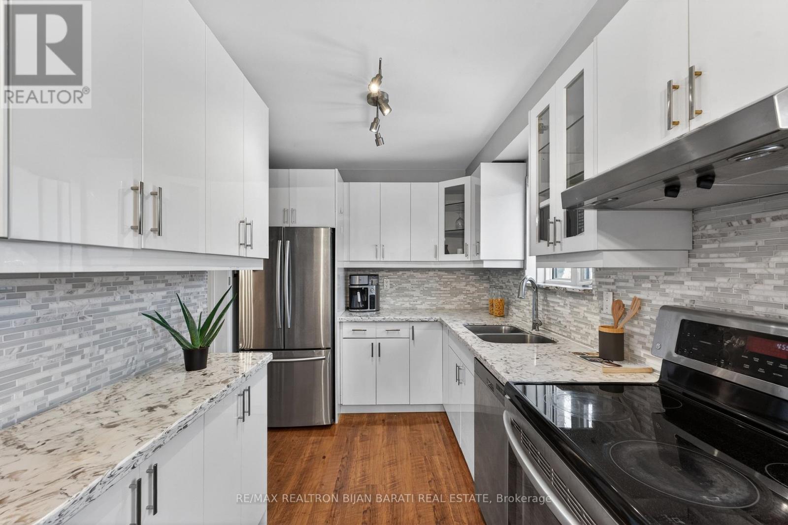 79 Scenic Mill Way, Toronto, Ontario  M2L 1S9 - Photo 18 - C12841310