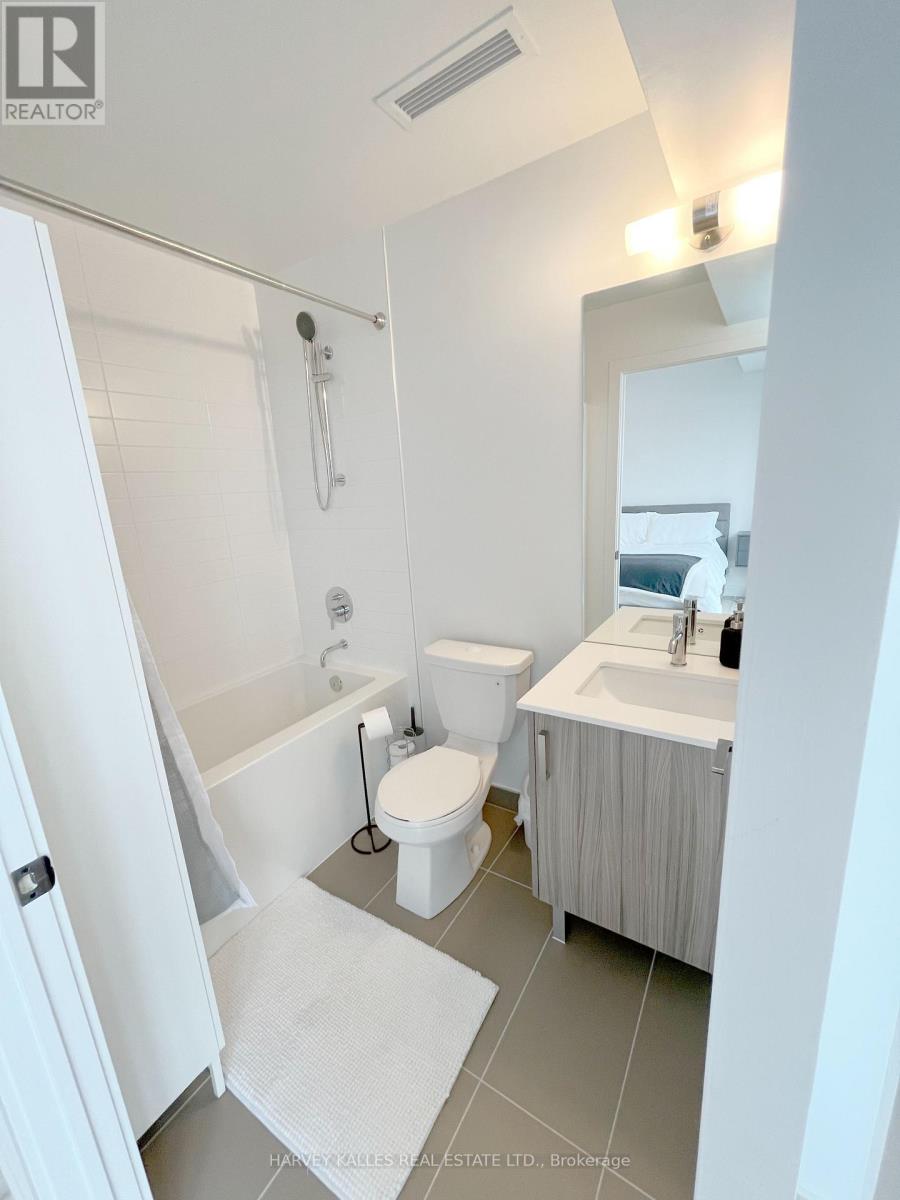 1609 - 11 Lillian Street, Toronto, Ontario  M4S 2H7 - Photo 11 - C12841320