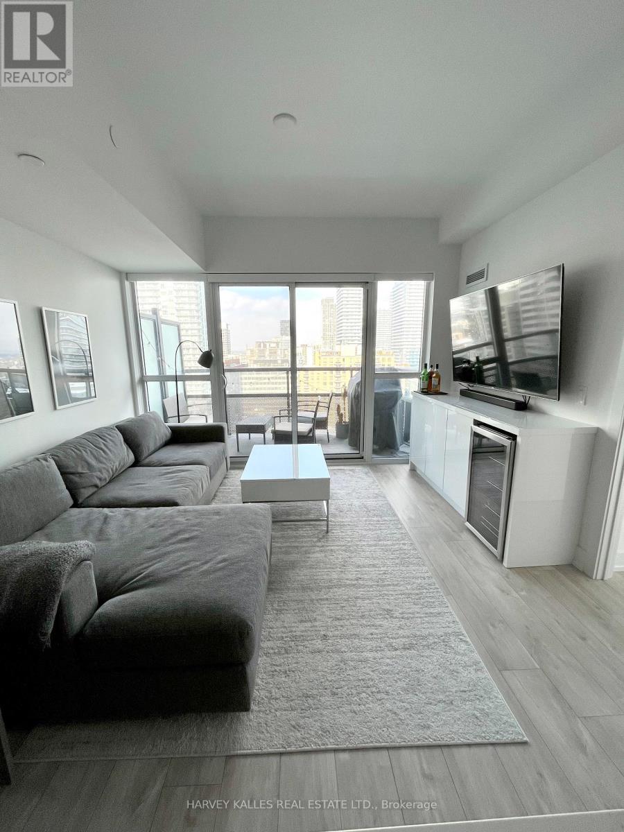 1609 - 11 Lillian Street, Toronto, Ontario  M4S 2H7 - Photo 4 - C12841320