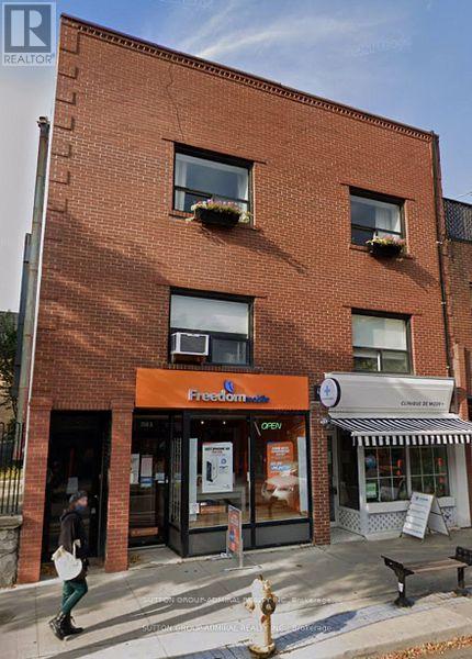 750 QUEEN STREET E, Toronto, Ontario