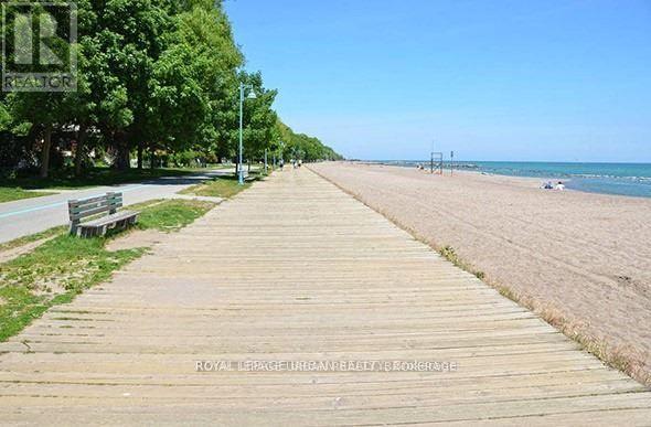 353 Waverley Road, Toronto, Ontario  M4L 3T5 - Photo 8 - E12841300