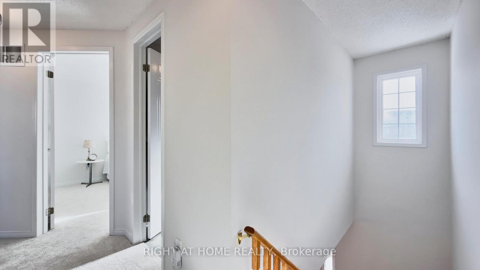 25 Macintyre Lane, Ajax, Ontario  L1T 3X4 - Photo 10 - E12841312