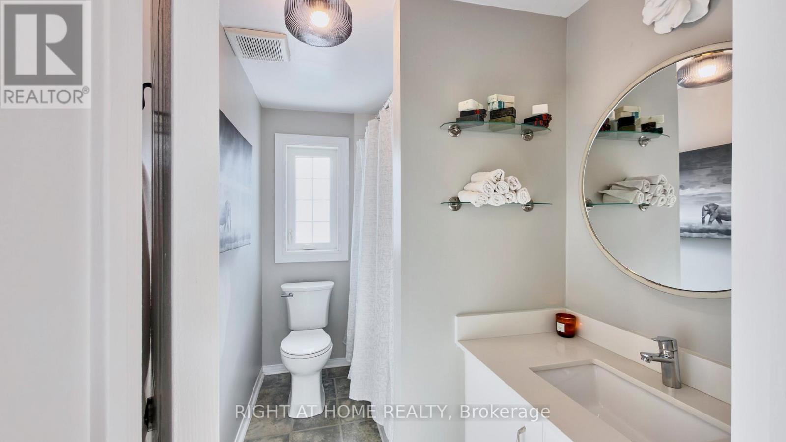 25 Macintyre Lane, Ajax, Ontario  L1T 3X4 - Photo 16 - E12841312