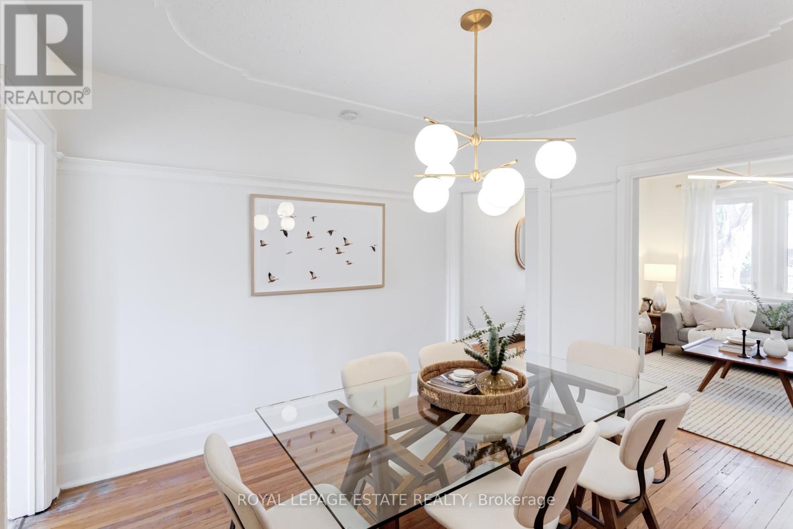 46 Thyra Avenue, Toronto, Ontario  M4C 5G5 - Photo 14 - E12841342