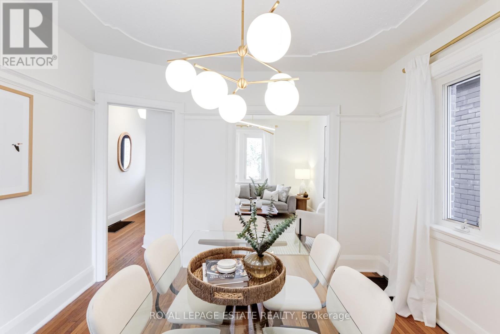 46 Thyra Avenue, Toronto, Ontario  M4C 5G5 - Photo 15 - E12841342