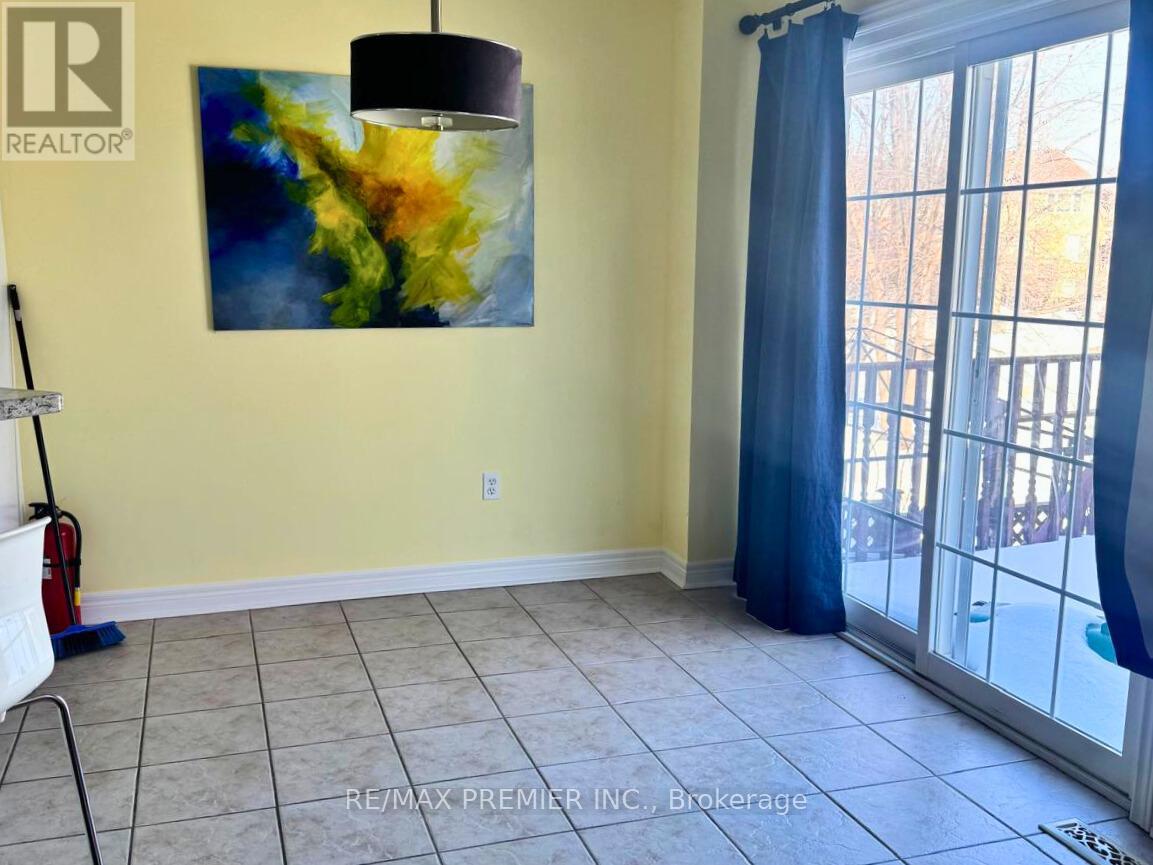 35 Boom Road, Vaughan, Ontario  L6A 3G1 - Photo 6 - N12841360