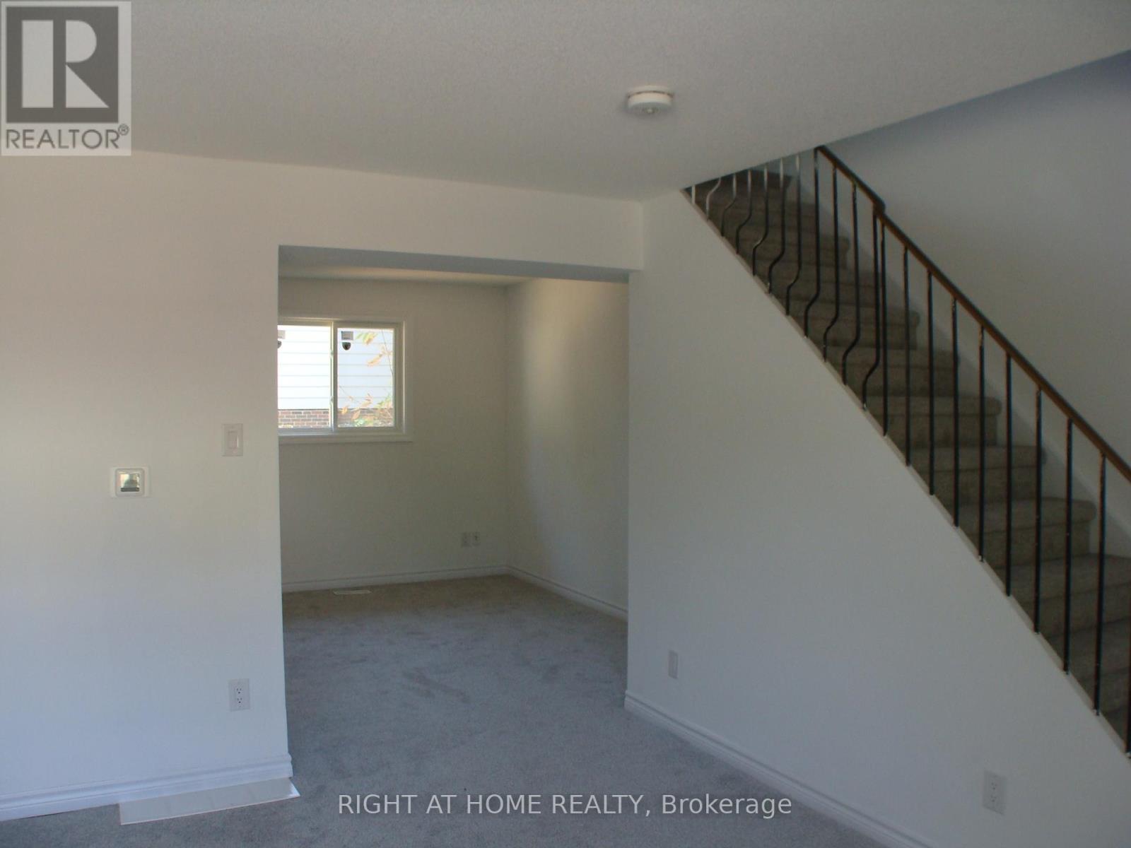 E3 - 63 Ferris Lane, Barrie, Ontario  L4M 5C4 - Photo 14 - S12841324