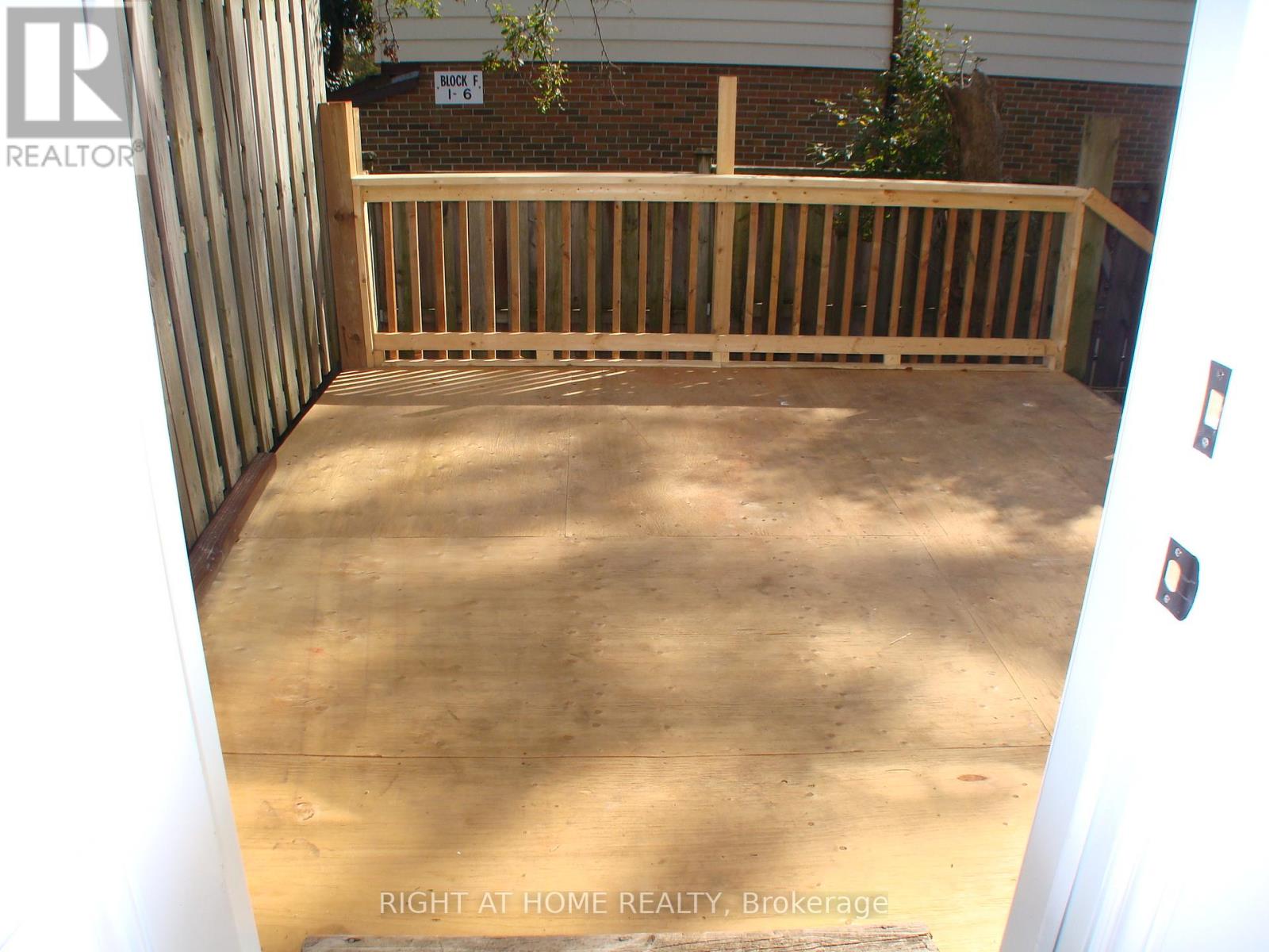 E3 - 63 Ferris Lane, Barrie, Ontario  L4M 5C4 - Photo 6 - S12841324