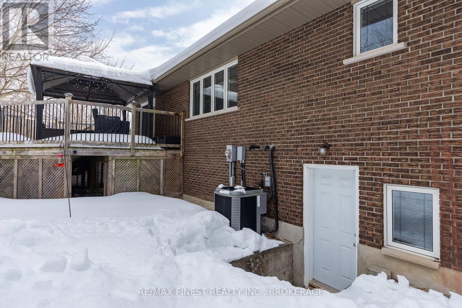 2518 Rideau Ferry Road, Drummond/north Elmsley, Ontario K7H 3C7 - Photo 18 - X12841316