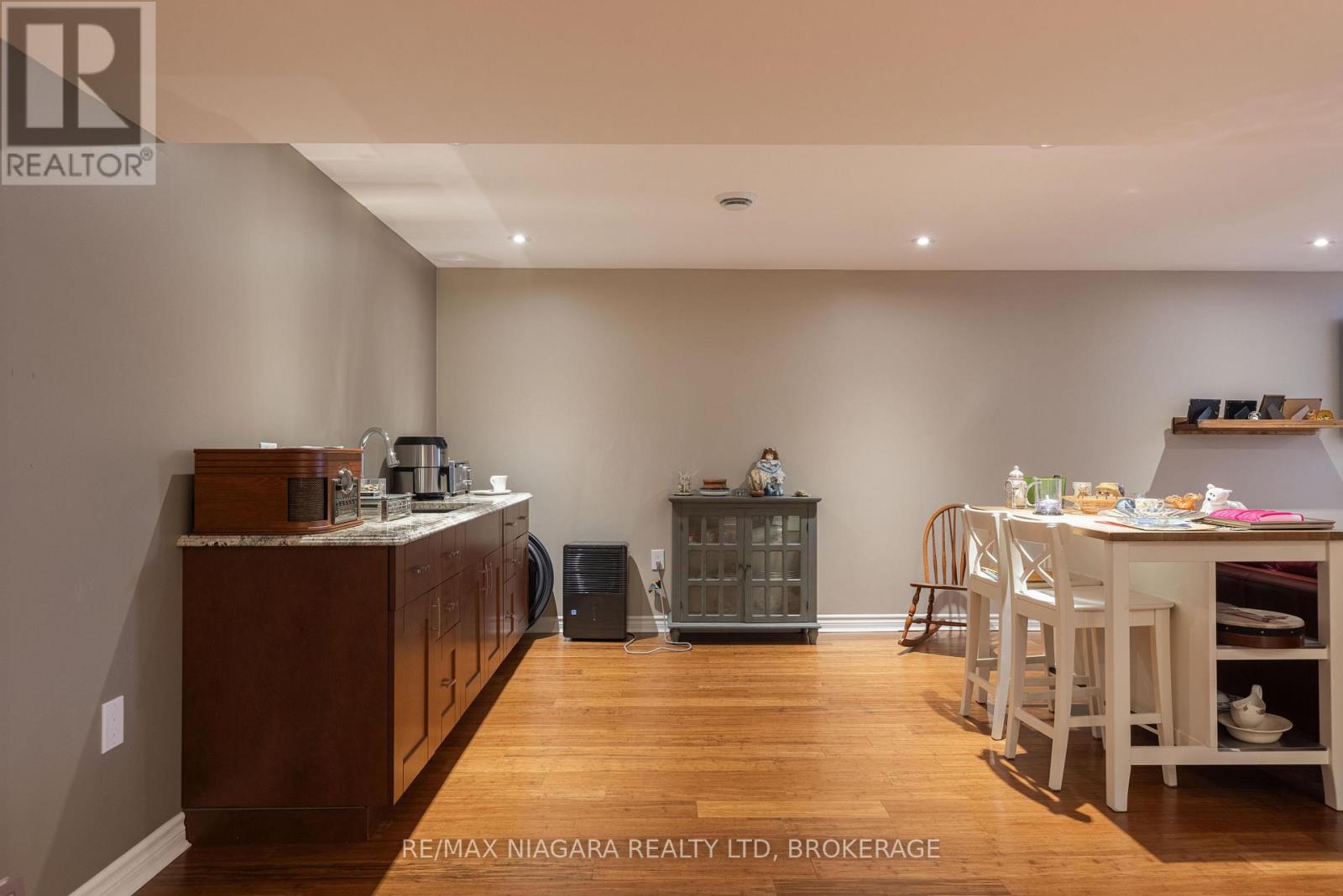 19 Crimson Drive, Niagara-On-The-Lake, Ontario  L0S 1J1 - Photo 22 - X12546560