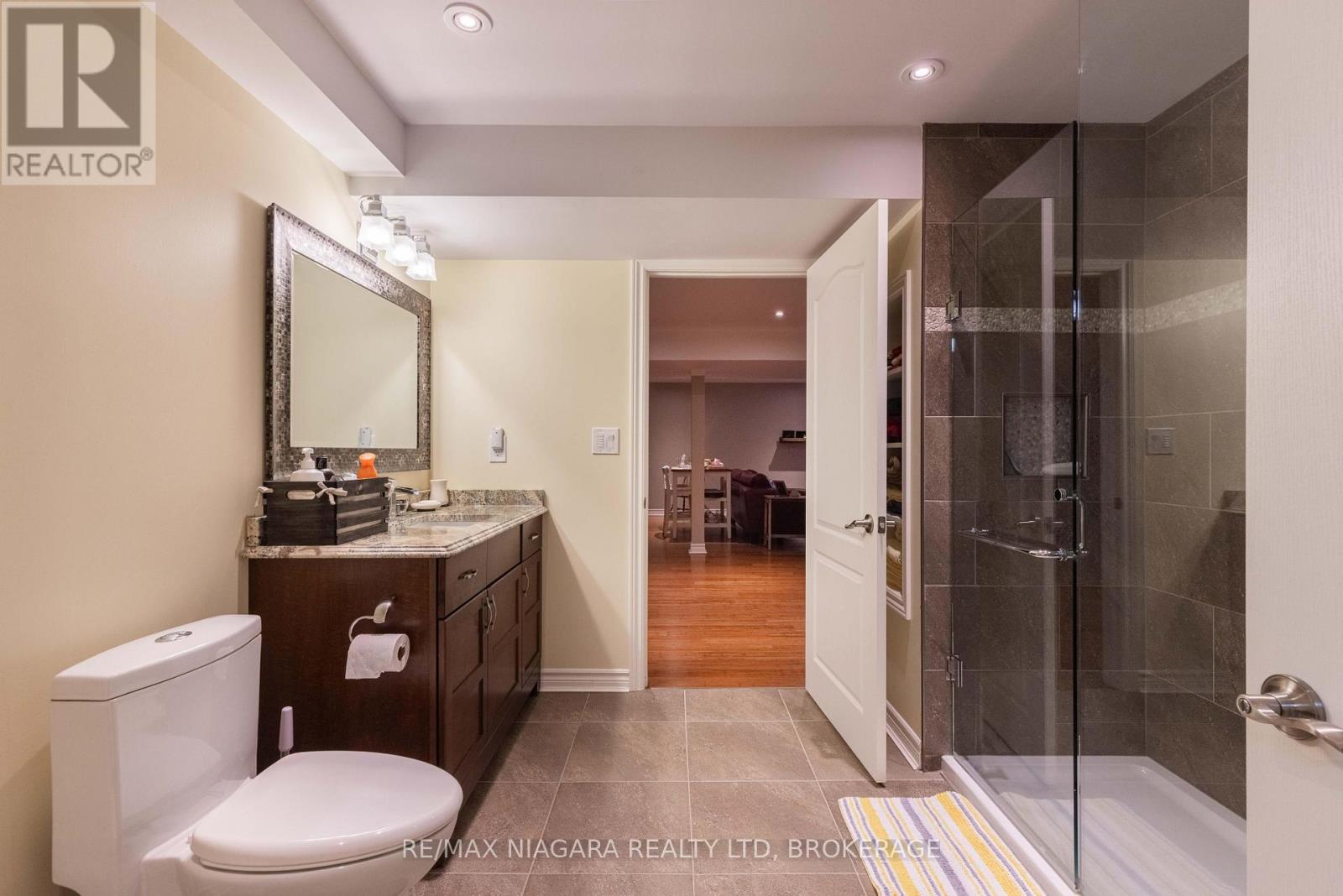 19 Crimson Drive, Niagara-On-The-Lake, Ontario  L0S 1J1 - Photo 23 - X12546560