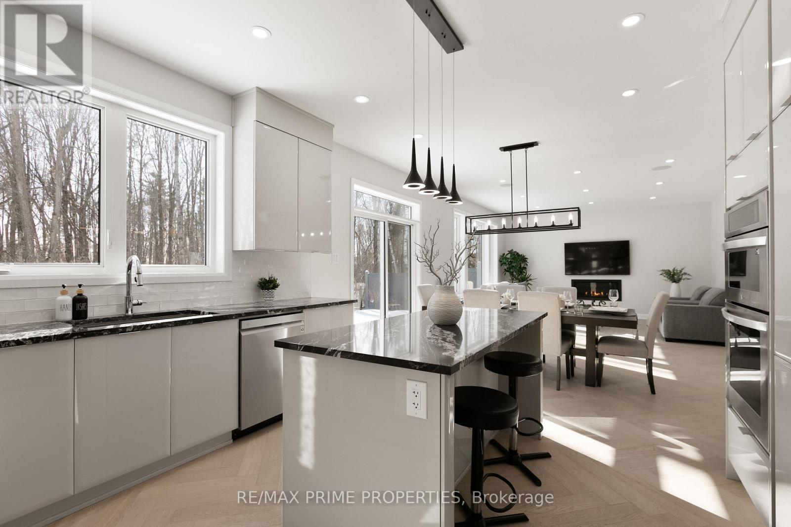 820 Mercier Crescent, Ottawa, Ontario  K1W 0N6 - Photo 18 - X12831114