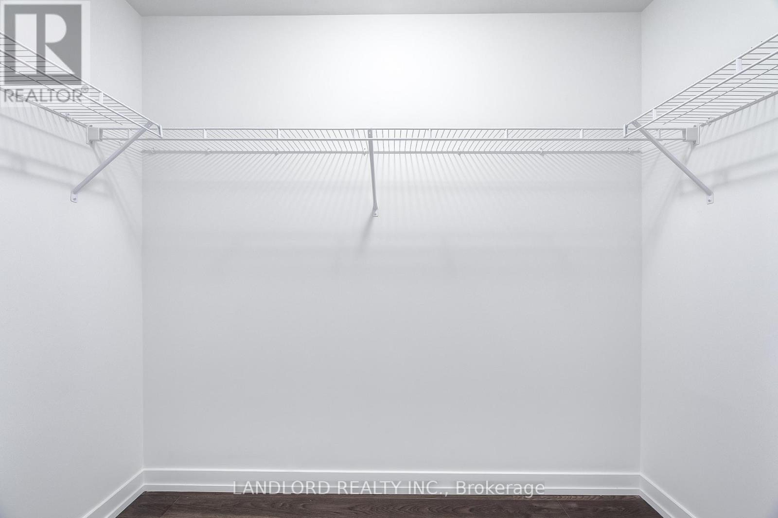 105 - 15 Maryport Ave Street, Toronto, Ontario  M3M 0E2 - Photo 17 - W12841264