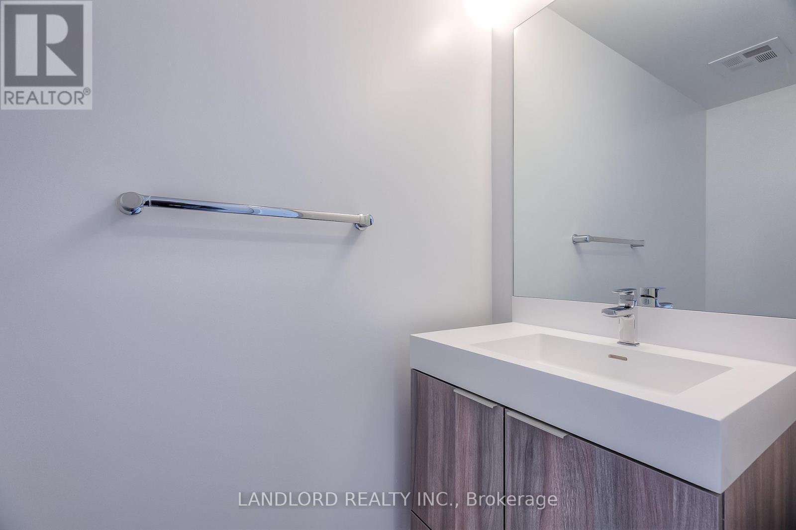 105 - 15 Maryport Ave Street, Toronto, Ontario  M3M 0E2 - Photo 22 - W12841264