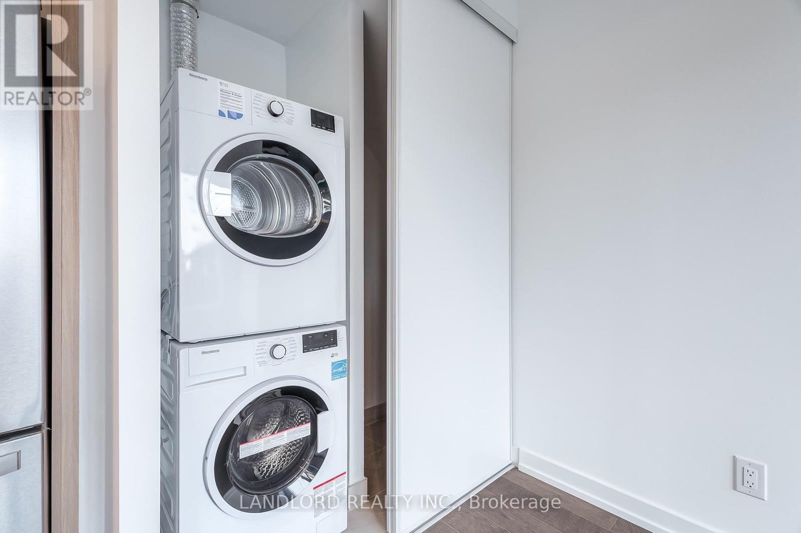 105 - 15 Maryport Ave Street, Toronto, Ontario  M3M 0E2 - Photo 23 - W12841264