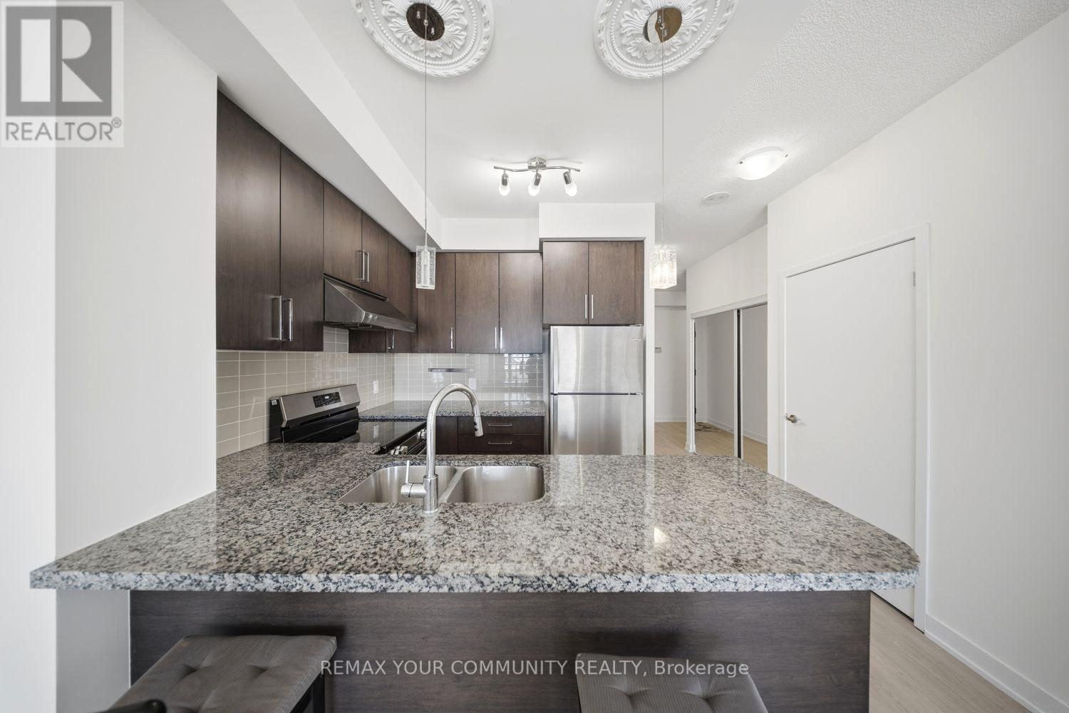 510 - 840 Queens Plate Drive, Toronto, Ontario M9W 0E7 - Photo 5 - W12841322