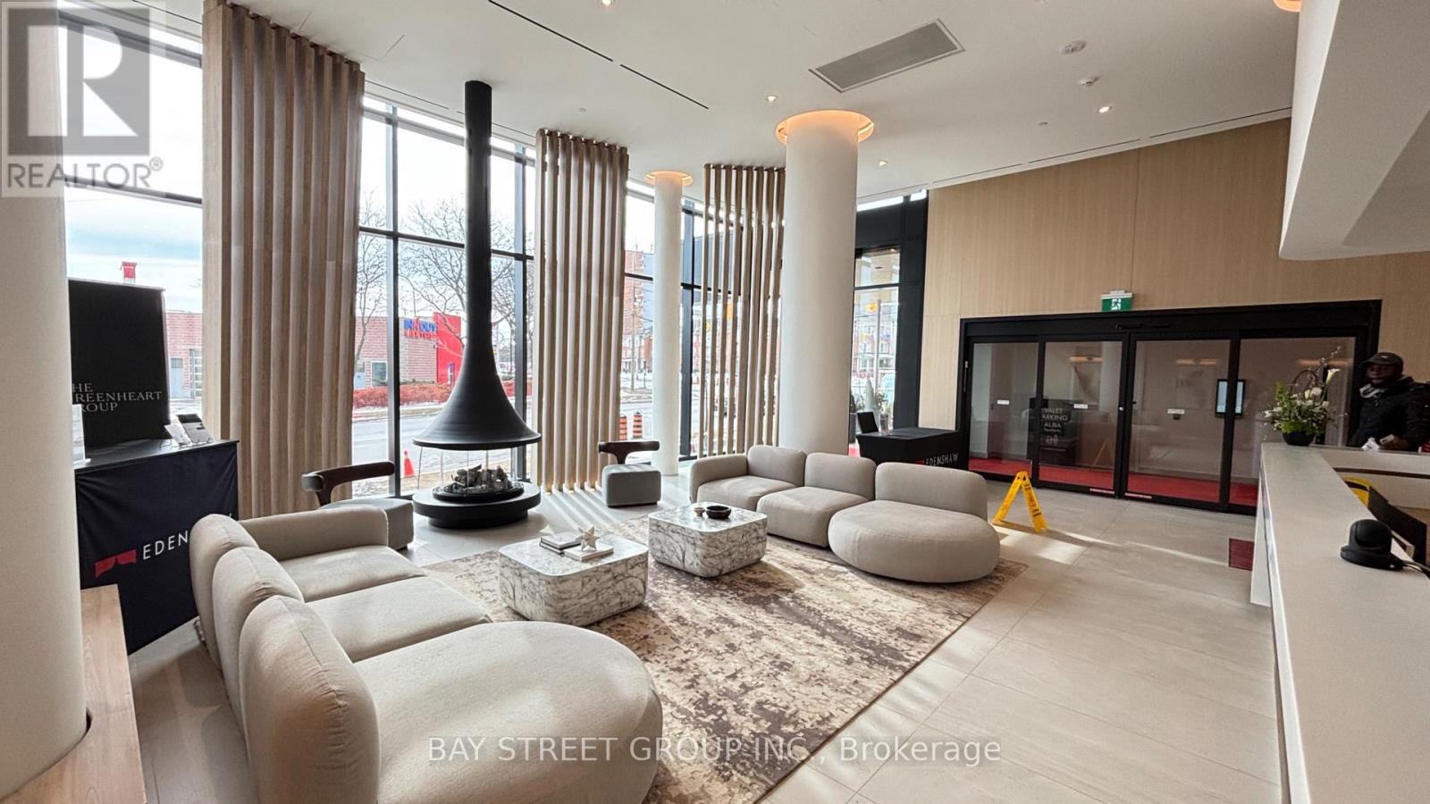 2013 - 1 Fairview Road E, Mississauga, Ontario  L5A 0B4 - Photo 13 - W12841350