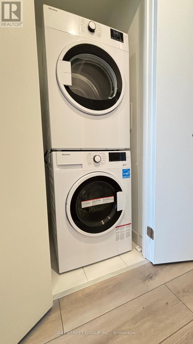 2013 - 1 Fairview Road E, Mississauga, Ontario  L5A 0B4 - Photo 21 - W12841350