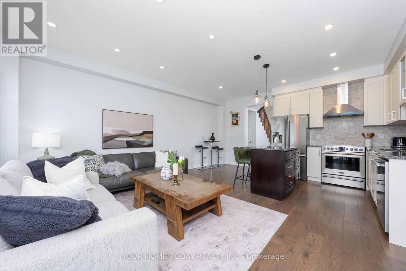 37 Ridgegate Crescent, Halton Hills, Ontario  L7G 0L6 - Photo 10 - W12841356