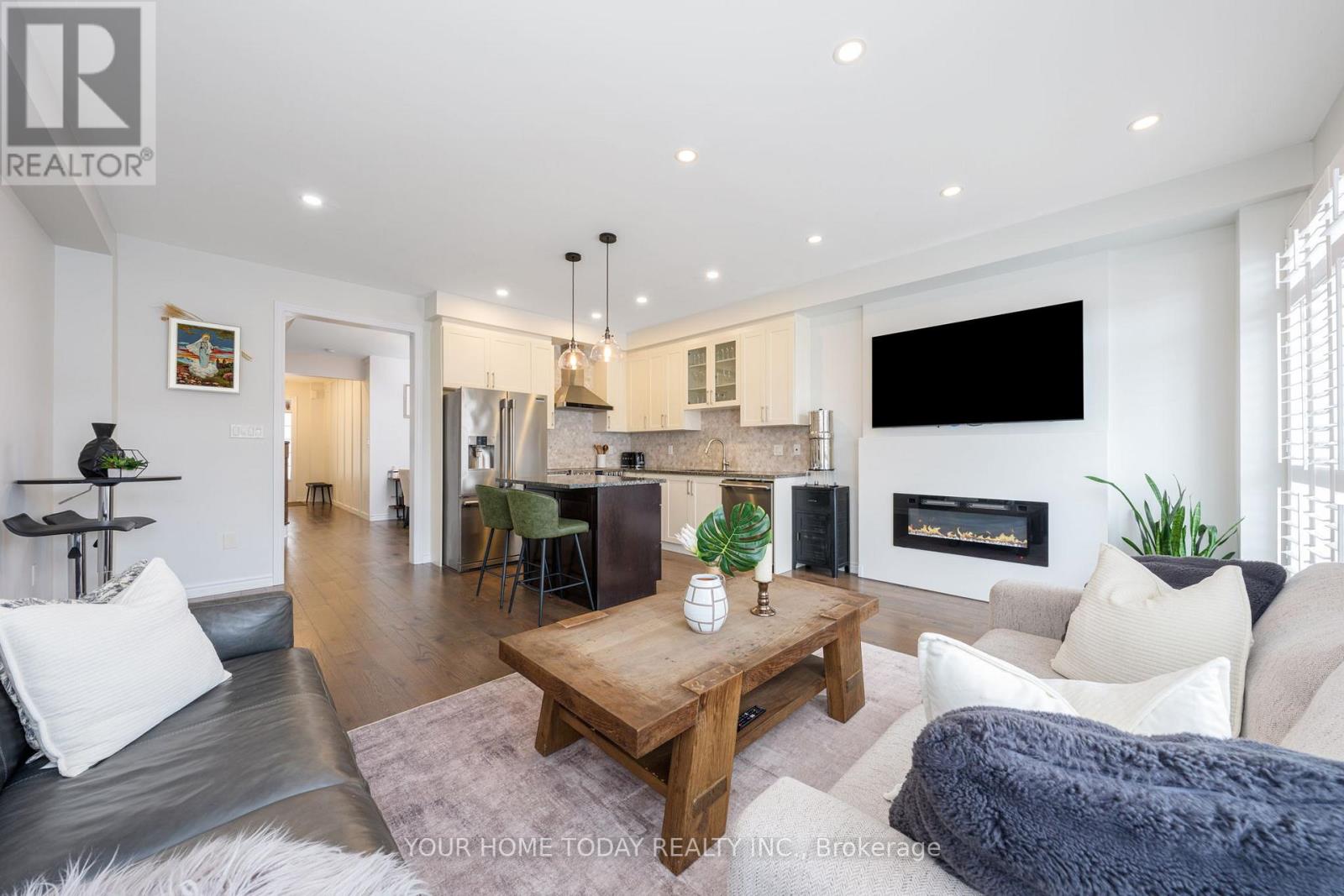 37 Ridgegate Crescent, Halton Hills, Ontario  L7G 0L6 - Photo 12 - W12841356