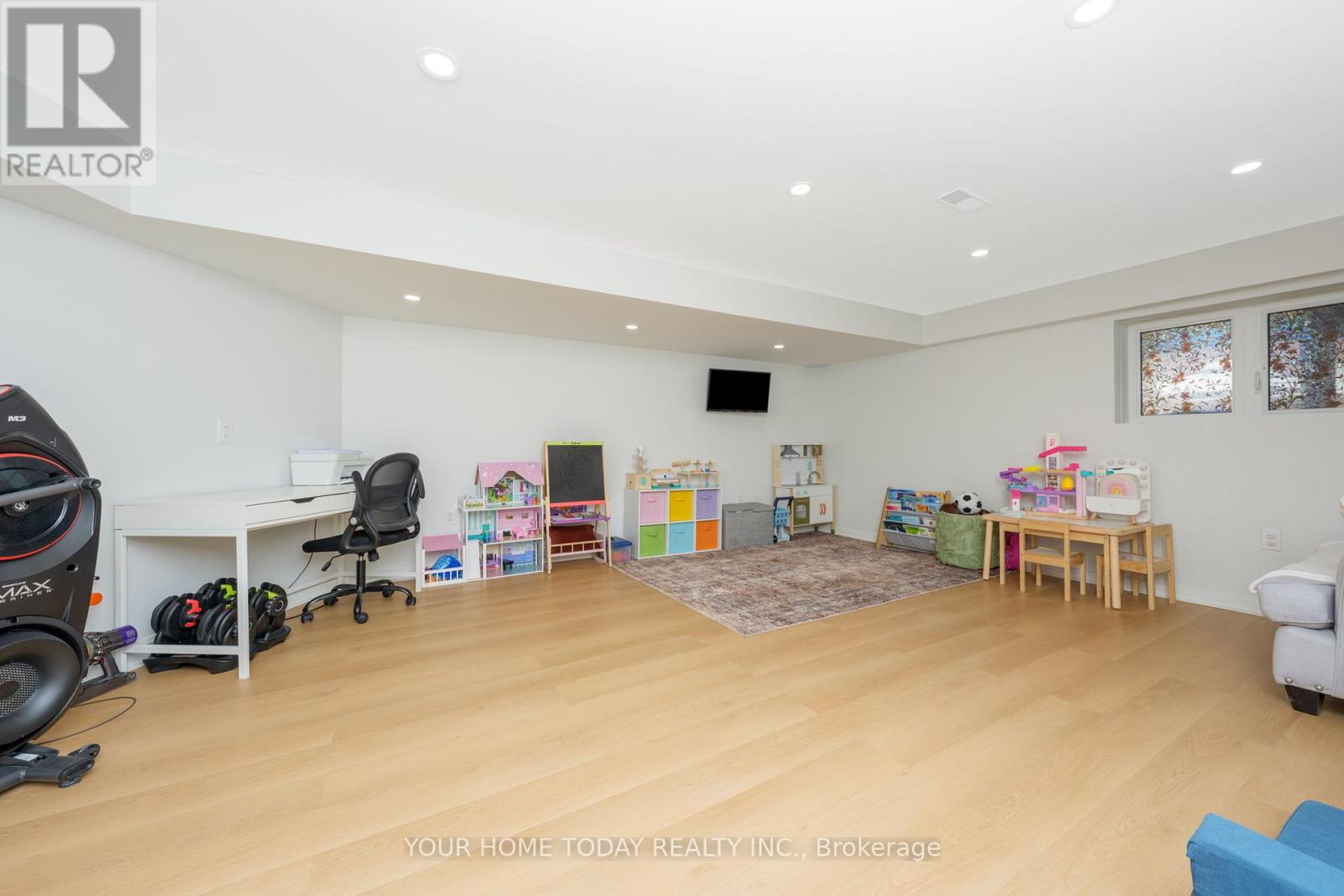 37 Ridgegate Crescent, Halton Hills, Ontario  L7G 0L6 - Photo 27 - W12841356